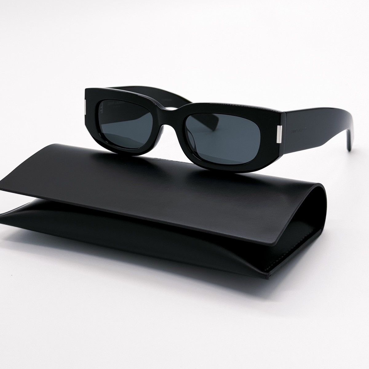 Saint Laurent Paris NEW SAINT LAURENT SL697 001 SUNGLASSES SAINT LAURENT SL 697 Size ONE SIZE - 2 Thumbnail