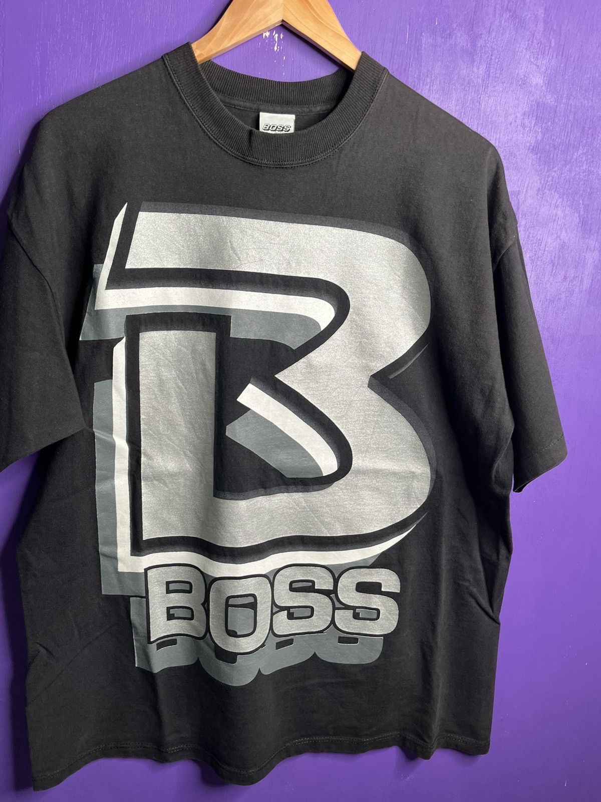 Hugo Boss × Vintage Vintage 90s BOSS big logo faded t-shirt Size US L / EU 52-54 / 3 - 3 Thumbnail