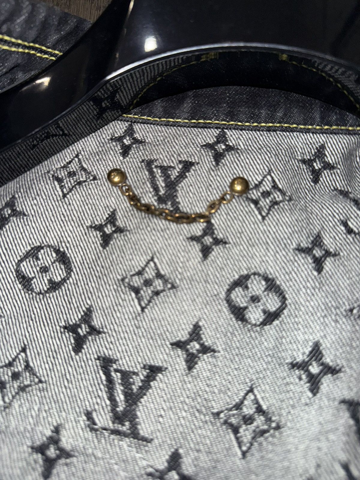 Louis Vuitton × Nigo LOUIS VUITTON X NIGO DARK BLUE DENIM MONOGRAM/STRIPED JACKET Size US M / EU 48-50 / 2 - 4 Thumbnail