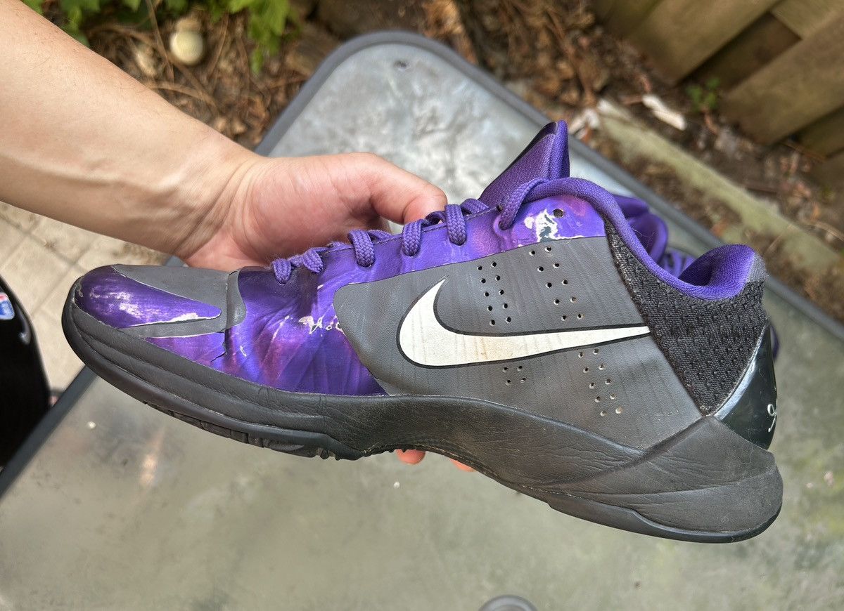 Nike Nike ID Zoom Kobe 5 Purple / Grey Black Nike I.D colorway Size US 9 / EU 42 - 12 Thumbnail