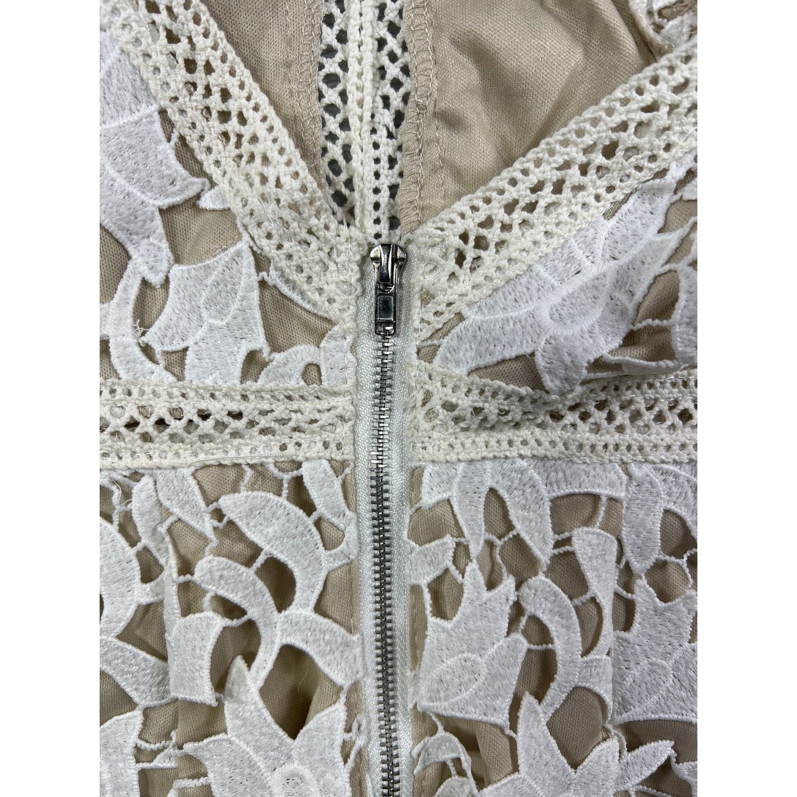 Other Lace Mini Dress Small White Coastal Cowgirl Boho V Neck Size S / US 4 / IT 40 - 8 Thumbnail
