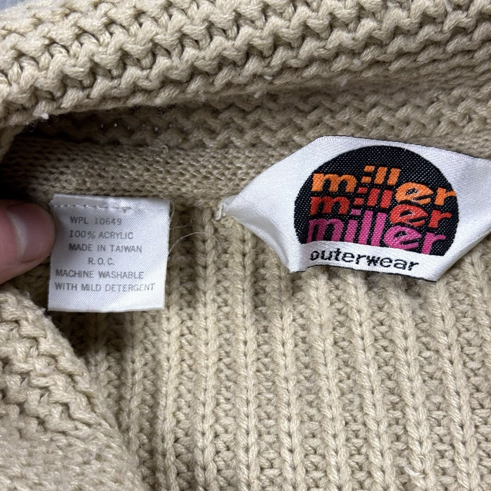 Vintage VINTAGE 1970s Miller Outerwear Deer Shawl Collar Cowichan Sweater Mens Medium Beige Hippy Size US M / EU 48-50 / 2 - 5 Thumbnail