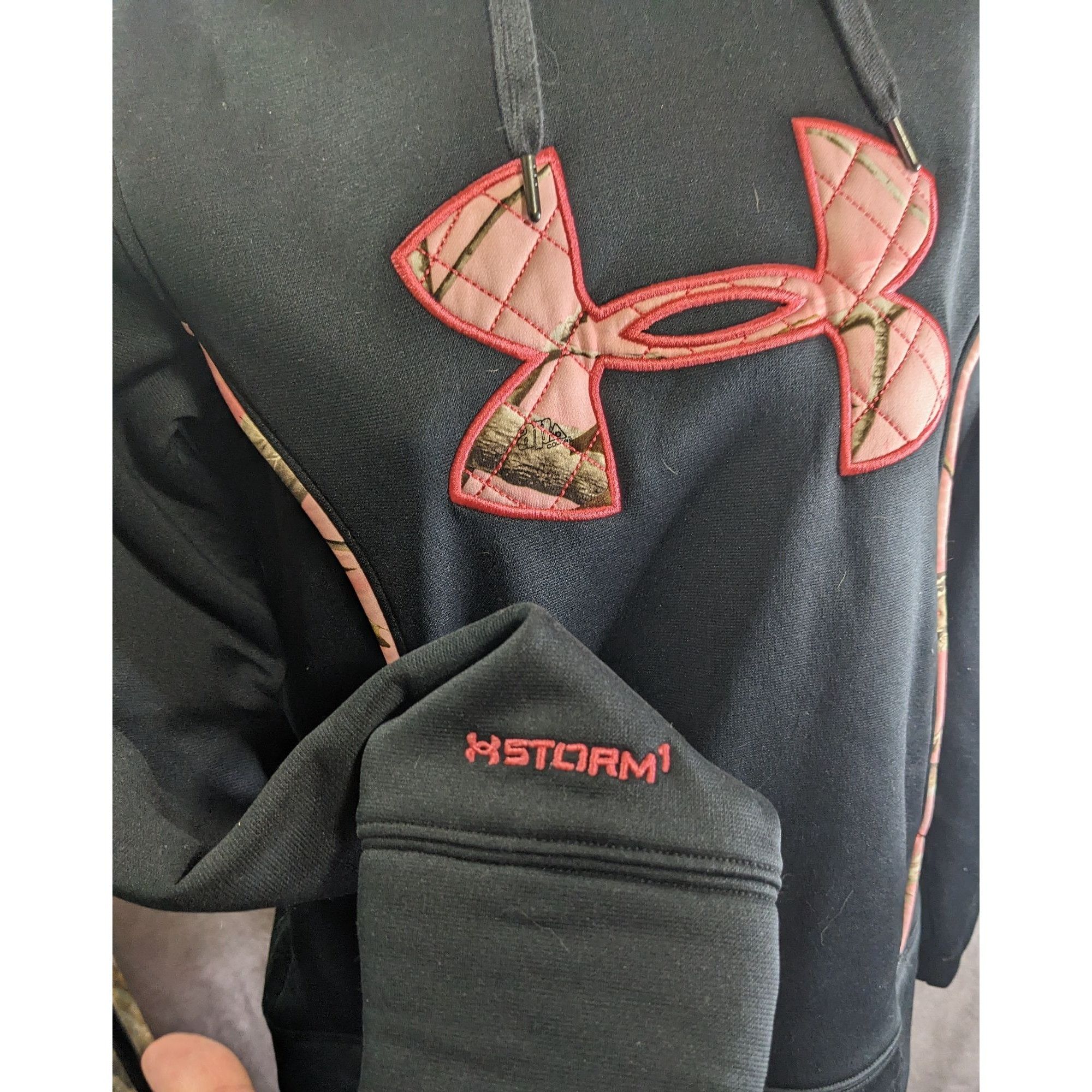 Under Armour Under Armour Storm Womens Black Hoodie Pink Camo Logo Size S Size S / US 4 / IT 40 - 2 Thumbnail