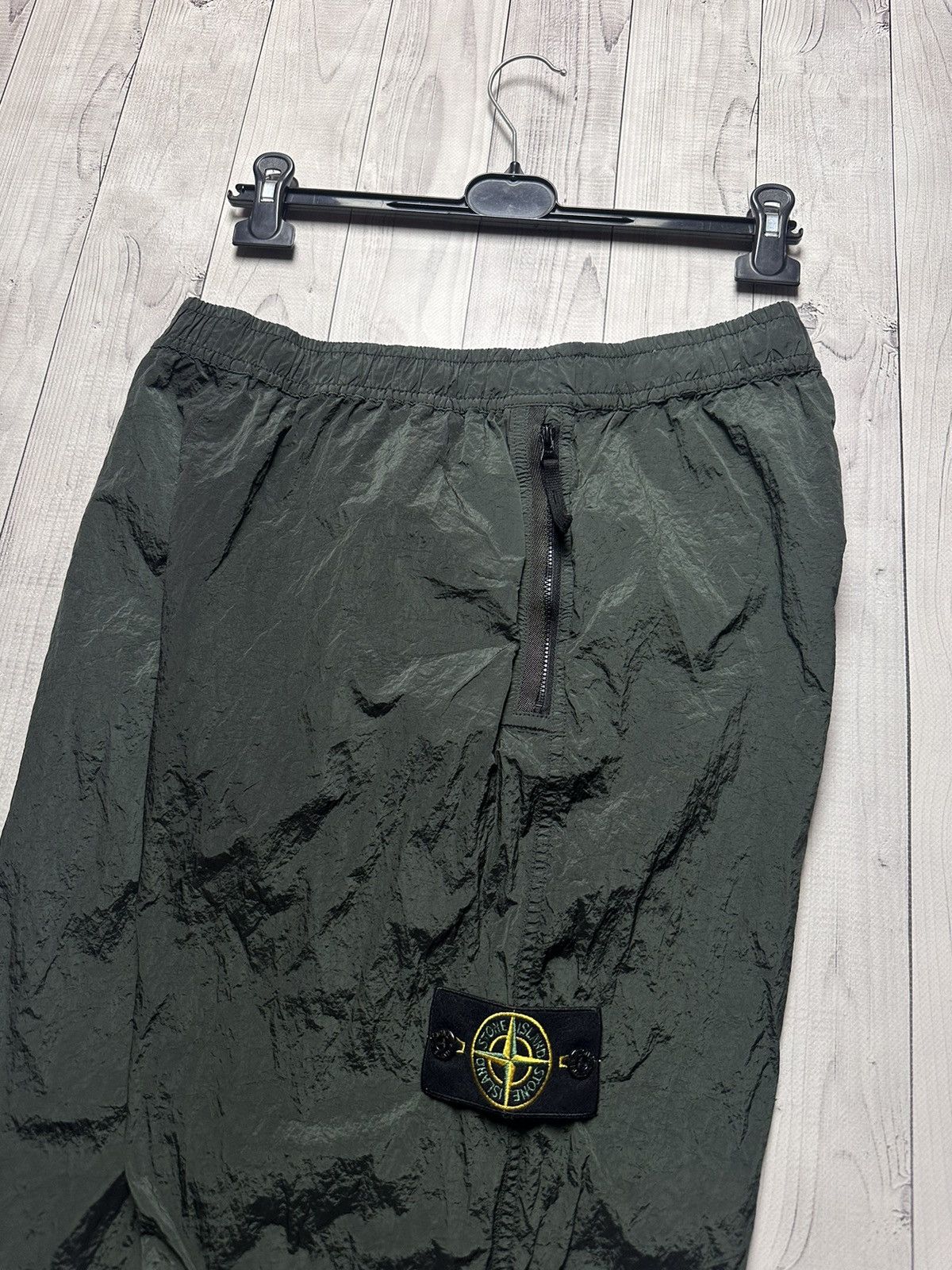 Stone Island × Vintage Stone island nylon metal green pants joggers size: 30;33 Size US 30 / EU 46 - 5 Thumbnail