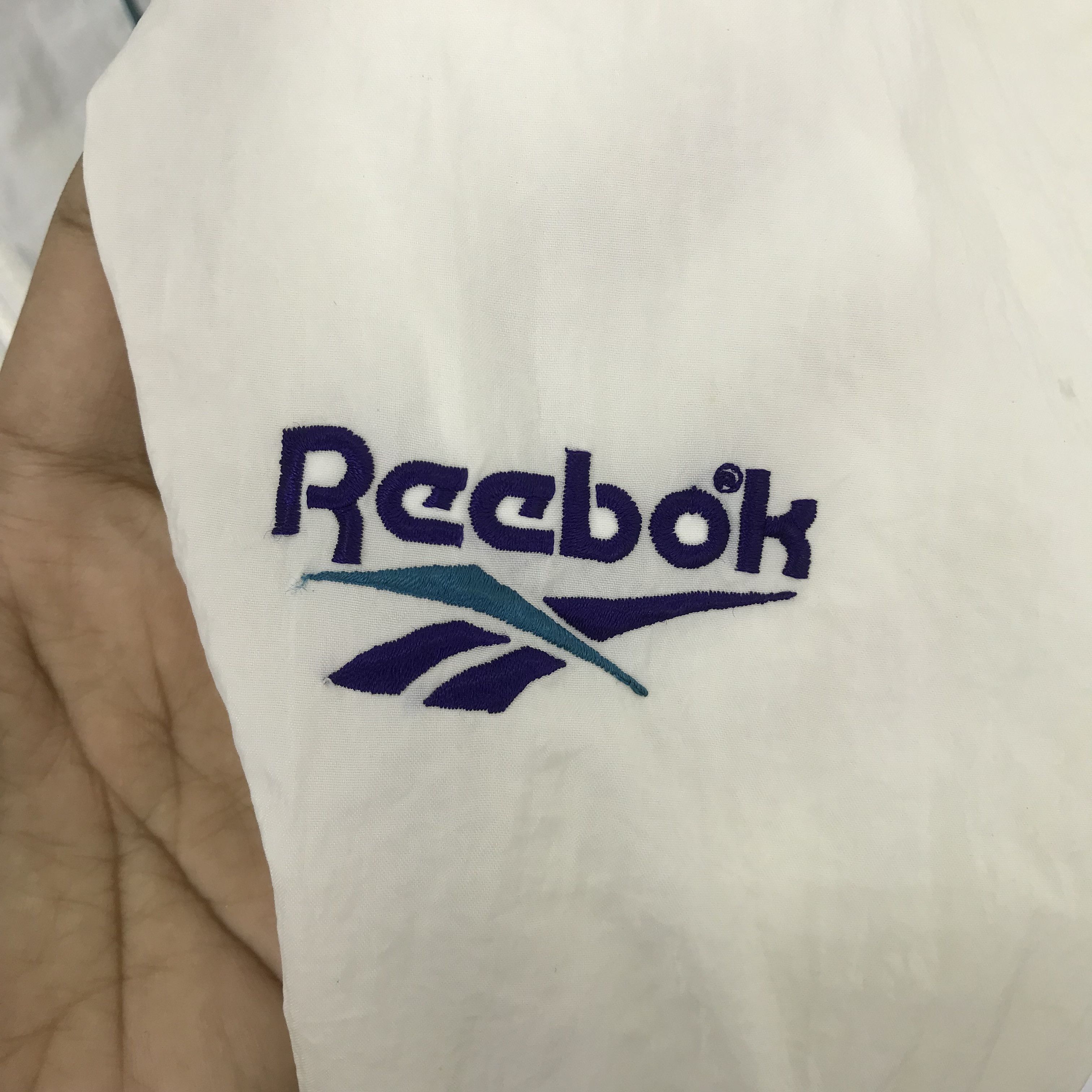 Reebok × Vintage Vintage 90s Retro Reebok Sports Windbreaker Jacket Size US L / EU 52-54 / 3 - 6 Thumbnail