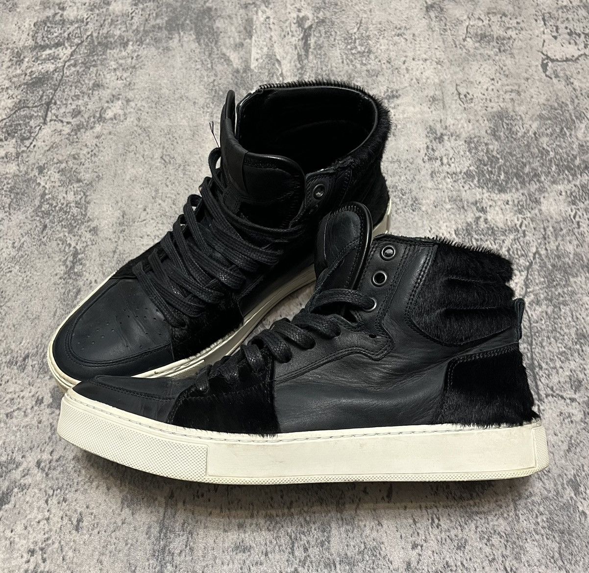 Saint Laurent Paris Saint Laurent Fur High Top Sneakers Black Size US 7 / EU 40 - 1 Thumbnail