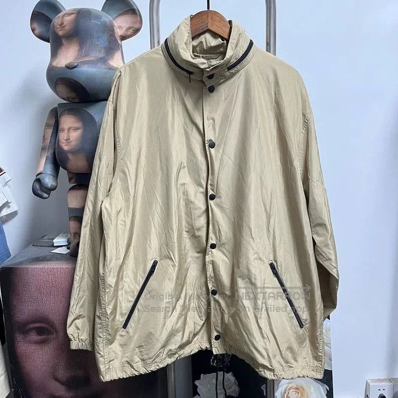 Balenciaga Balenciaga Back Logo Windbreaker N1935. Size US S / EU 44-46 / 1 - 1 Thumbnail