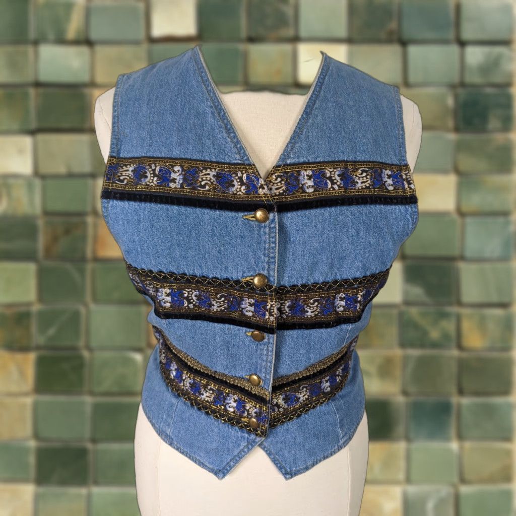 Denime VINTAGE Denim Blue Jean Vest Embroidered Cottagecore Grunge Womens Large V3J Jacket Vest Size 36" / US 14 / IT 50 - 1 Thumbnail