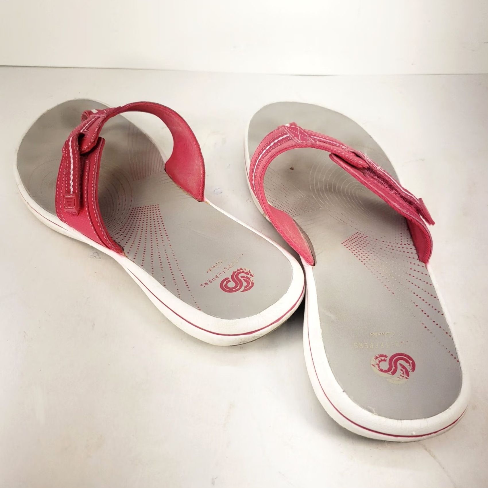 Clarks Clarks Cloudsteppers Sandals Womens 9M Red Thong Flip Flop Slip On Sea Breeze Bohemian Outdoor Casual Travel Womens Size US 9 / IT 39 - 4 Thumbnail