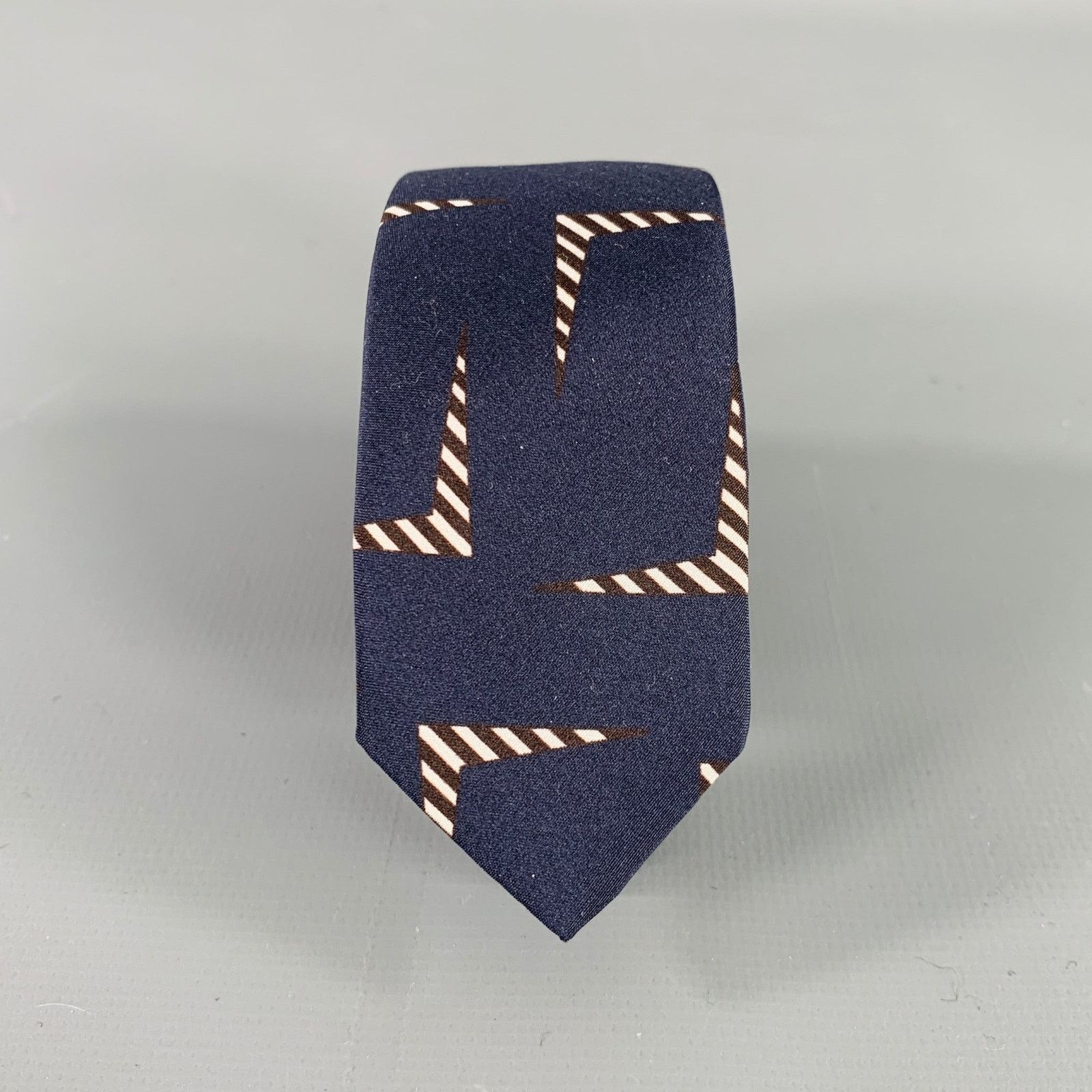 Lanvin LANVIN Navy White Abstract Stripe Silk Tie Size ONE SIZE - 1 Thumbnail