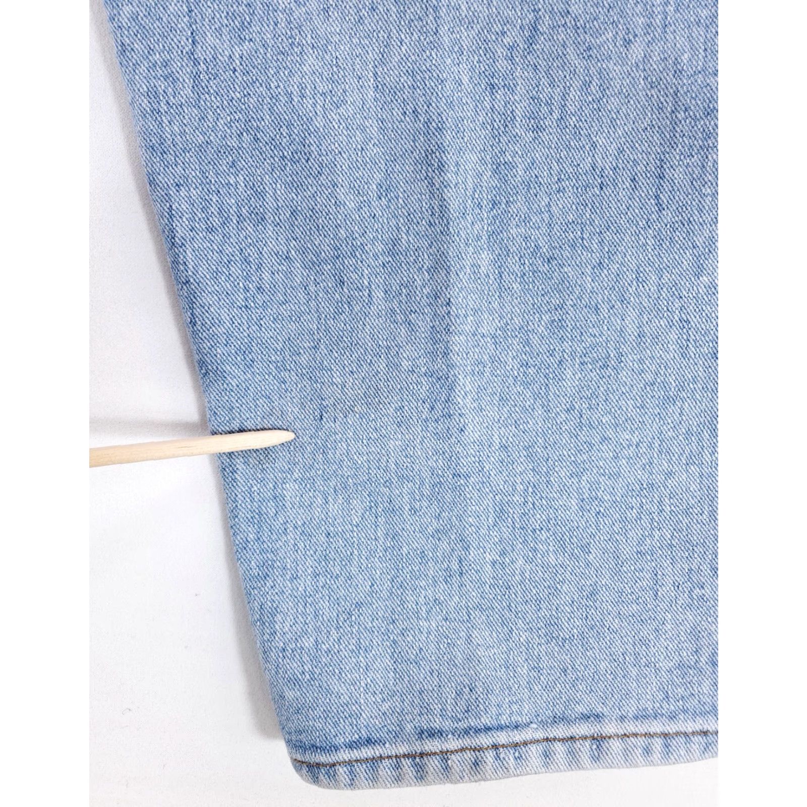 Levi's Levi's 560 VTG 90s Light Blue Jeans Made USA Mens 42 x 32 Inseam 32 Blue Wide-Leg Jeans Mens Size US 42 / EU 58 - 4 Thumbnail