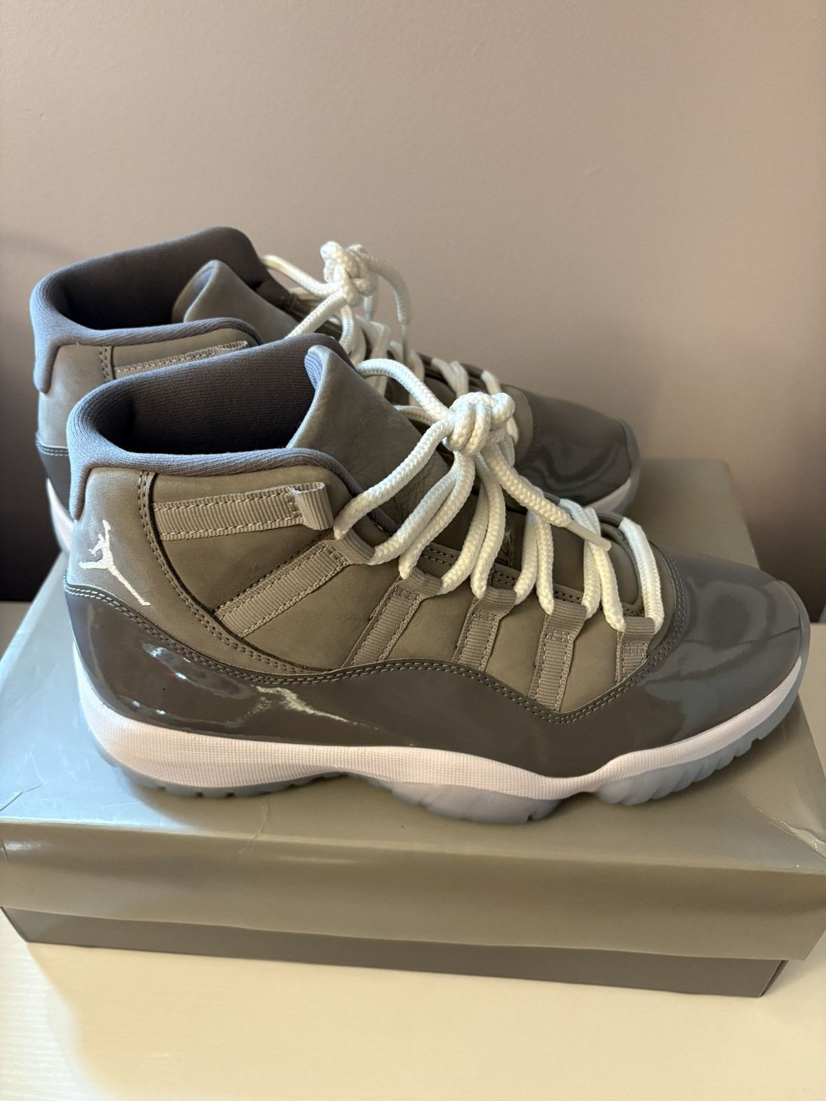 Jordan Brand Jordan "Cool Grey" 11s Size US 8.5 / EU 41-42 - 2 Thumbnail