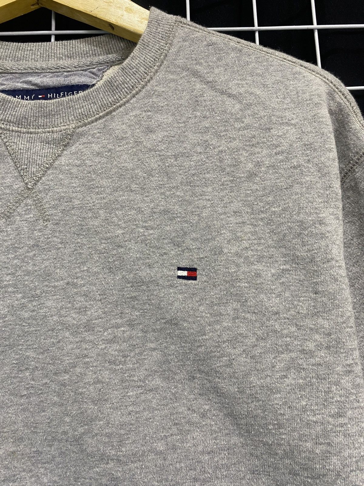 Tommy Hilfiger VINTAGE 00' TOMMY HILFIGER SWEATSHIRT Size US M / EU 48-50 / 2 - 1 Thumbnail