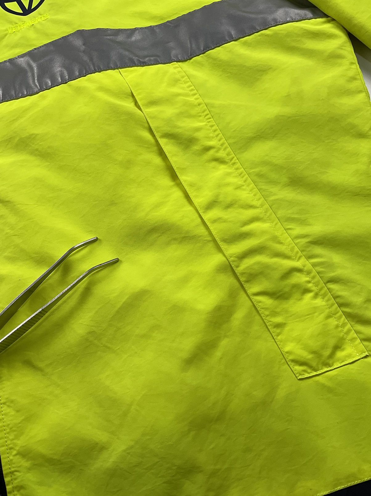 Vetements Vetements F/W'19 Hi Vis Anarchy Parka Jacket Size US S / EU 44-46 / 1 - 10 Thumbnail