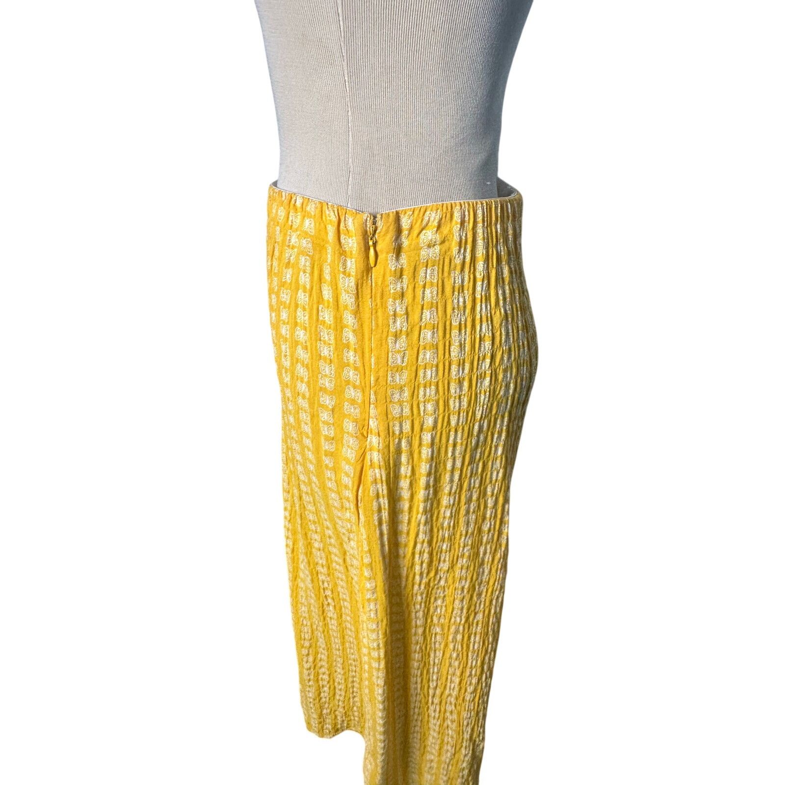 Urban Outfitters Urban Outfitters yellow butterfly midi skirt size Small Size 28" / US 6 / IT 42 - 14 Thumbnail