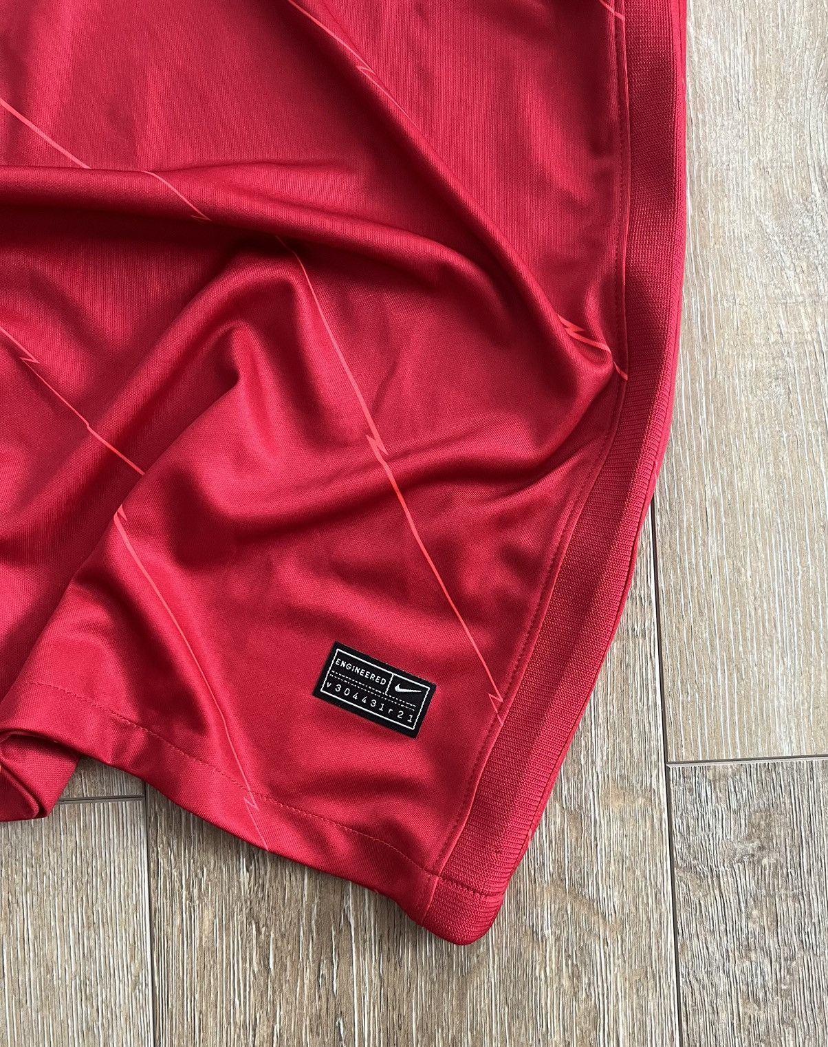 Other LIVERPOOL Y2K JERSEY Size US L / EU 52-54 / 3 - 8 Thumbnail
