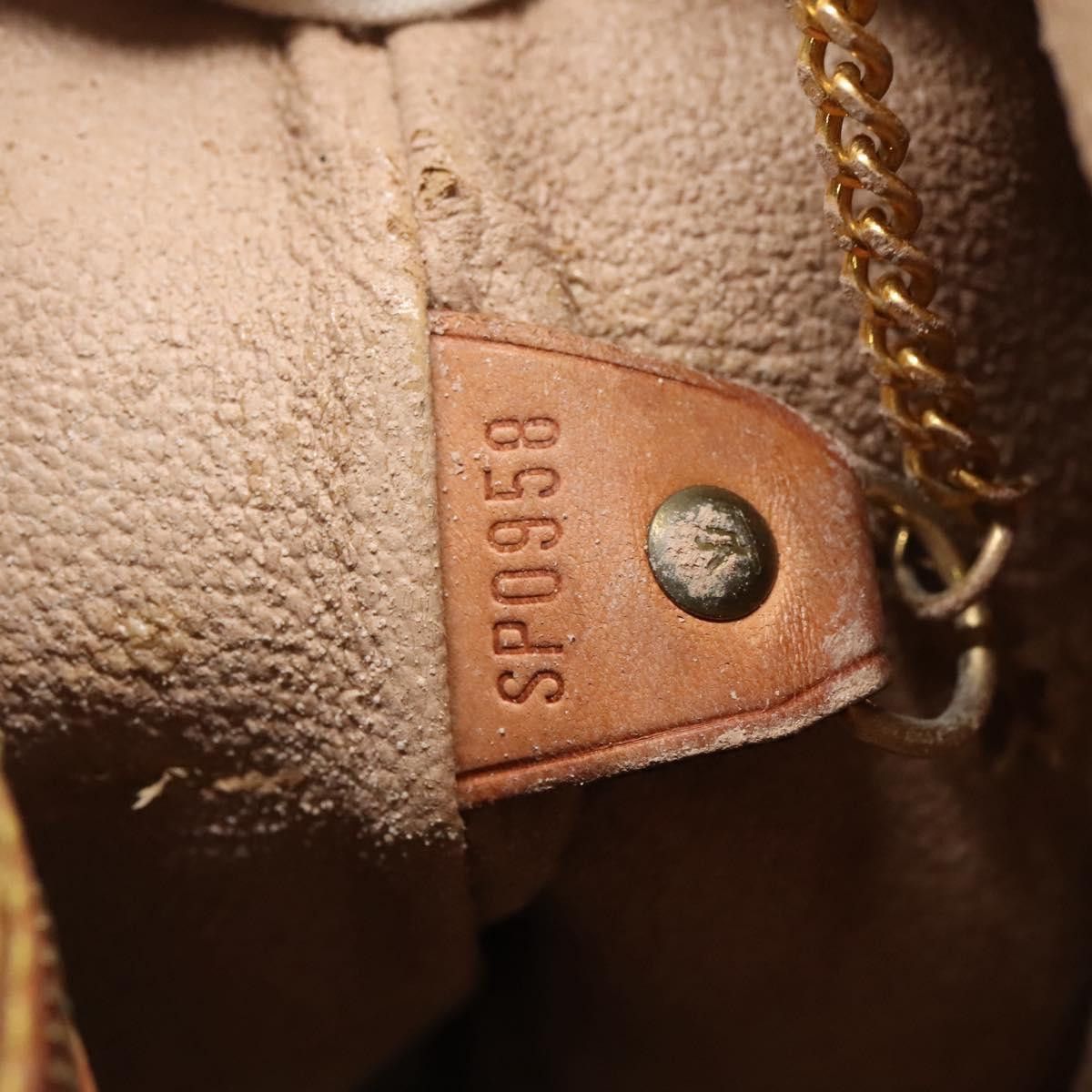 Louis Vuitton LOUIS VUITTON Monogram Bucket GM Shoulder Bag M42236 Size ONE SIZE - 12 Thumbnail