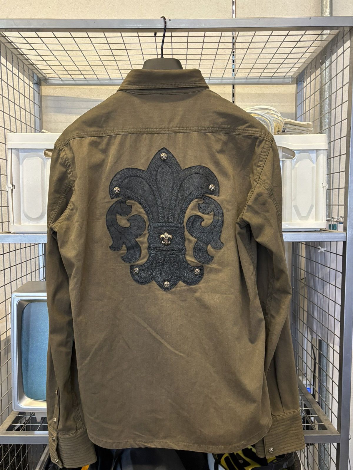 Chrome Hearts Chrome Hearts Fleur Patch olive green shirt Size US M / EU 48-50 / 2 - 1 Thumbnail