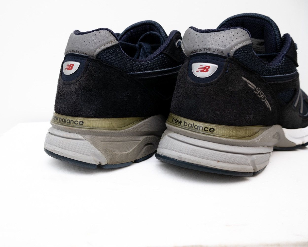New Balance New Balance U990v4 NV4 "Made In USA" Navy/Grey/White SZ:US10 Size US 10 / EU 43 - 7 Thumbnail