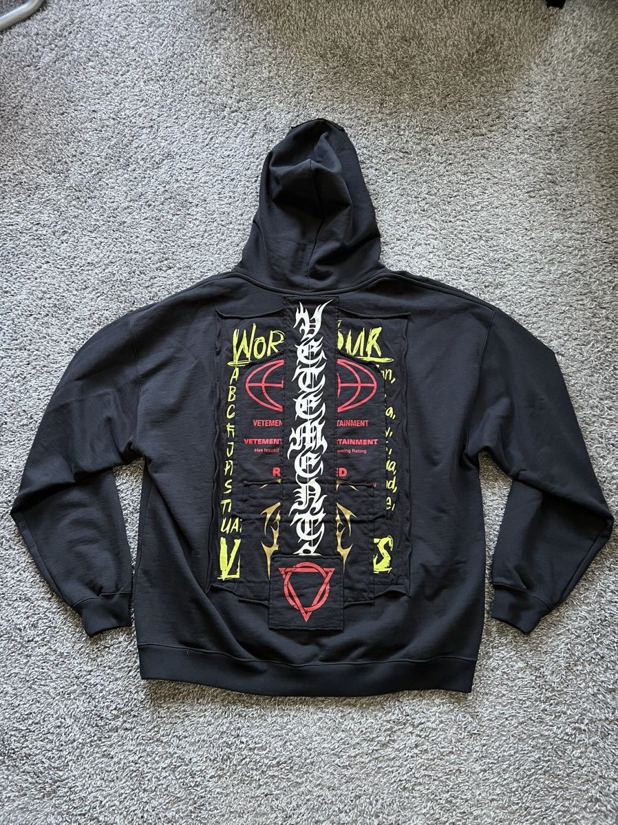Vetements Vetements Black Yellow Red J’Adore Hardcore Hoodie Medium M Size US M / EU 48-50 / 2 - 10 Thumbnail