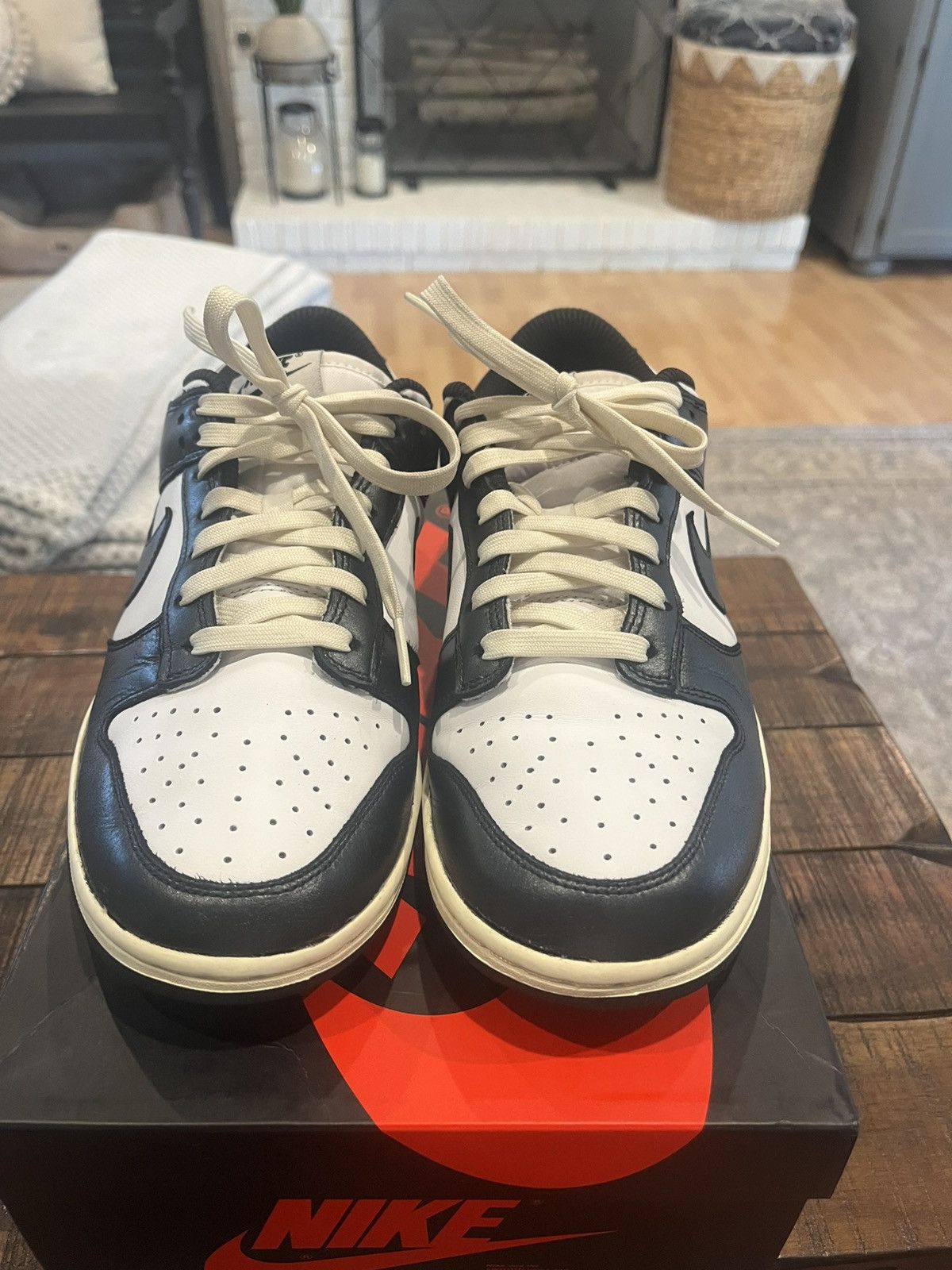 Nike Nike Dunk Low “Vintage Panda” Size US 9.5 / IT 39.5 - 4 Thumbnail