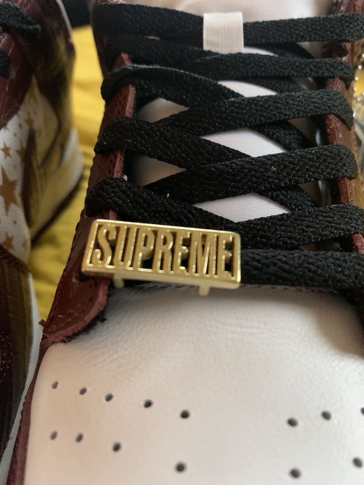 Nike × Supreme Supreme Nike SB Dunk Low OG QS Size US 8.5 / EU 41-42 - 3 Thumbnail