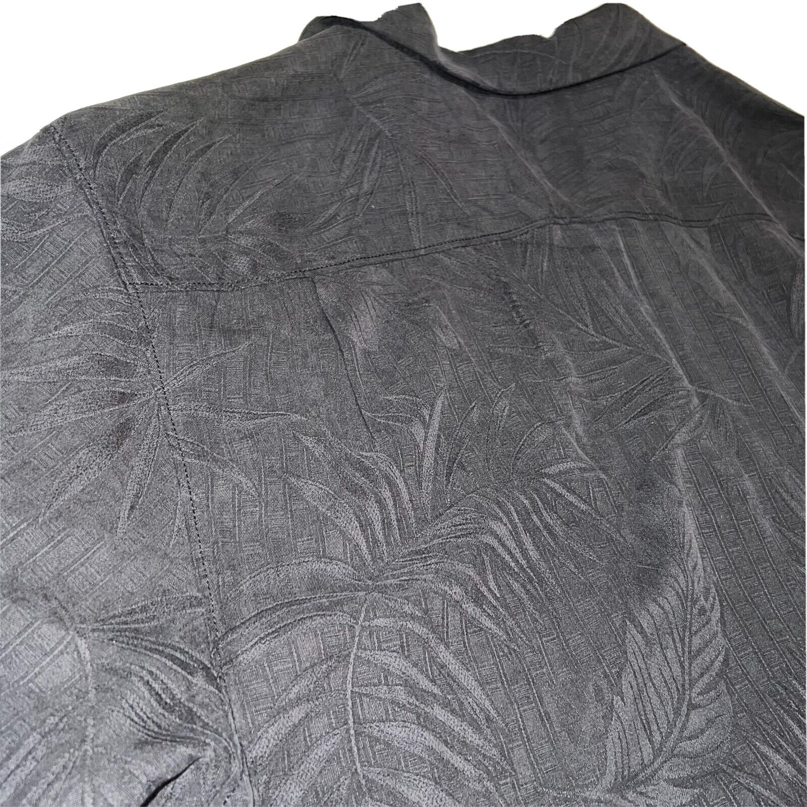 Tommy Bahama TOMMY BAHAMA Shirt Mens Large Black Original Fit Silk Floral Size US L / EU 52-54 / 3 - 5 Thumbnail