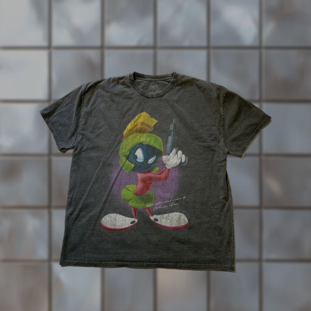 Vintage VINTAGE Warner Bros Looney Tunes X American Thrift Marvin Martian Heavyweight T-Shirt XL Gray Mens S/S Crewneck Size US XL / EU 56 / 4 - 1 Thumbnail