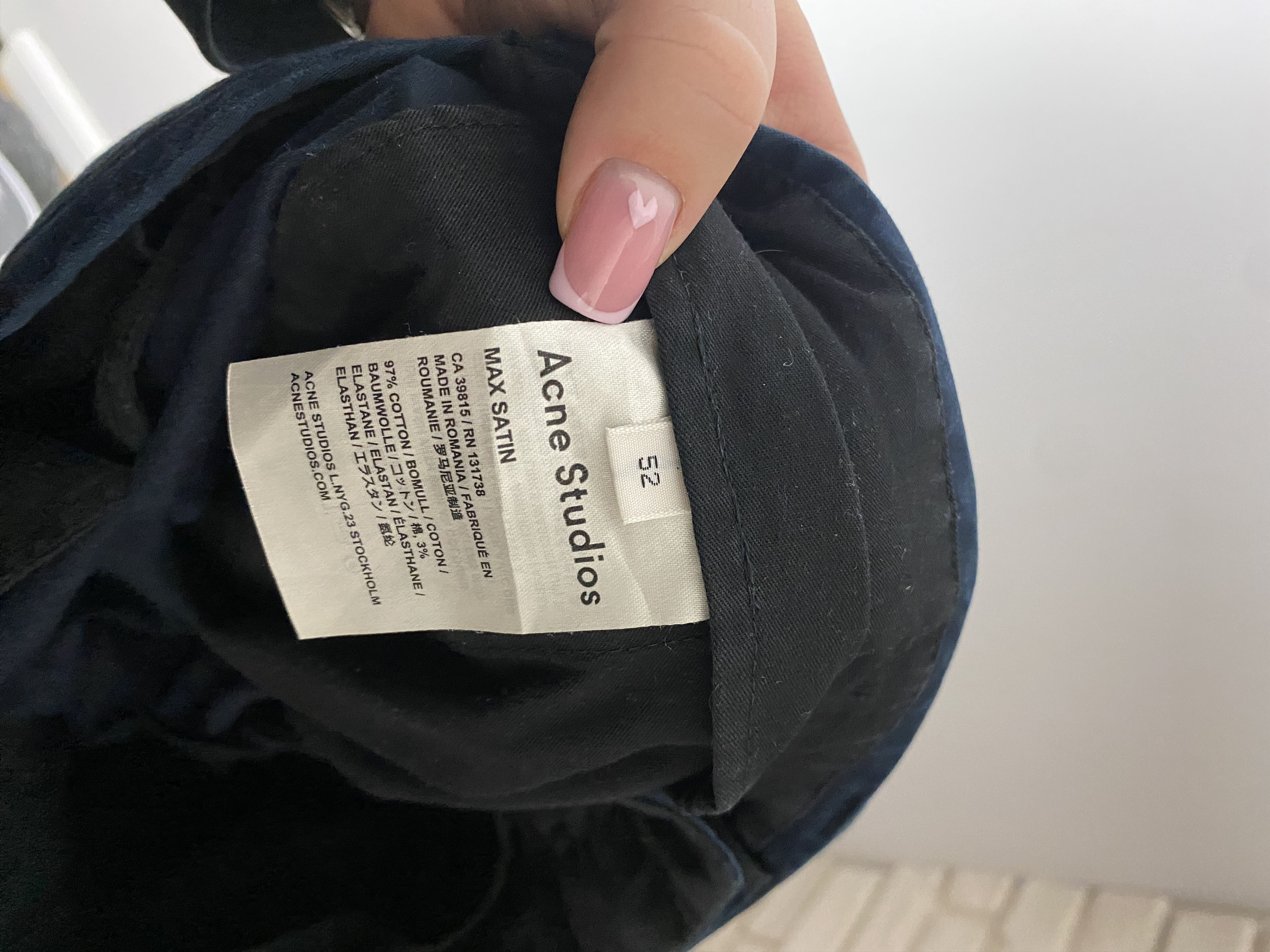 Acne Studios Acne Studios Max Satin pants casual Size US 36 / EU 52 - 5 Thumbnail