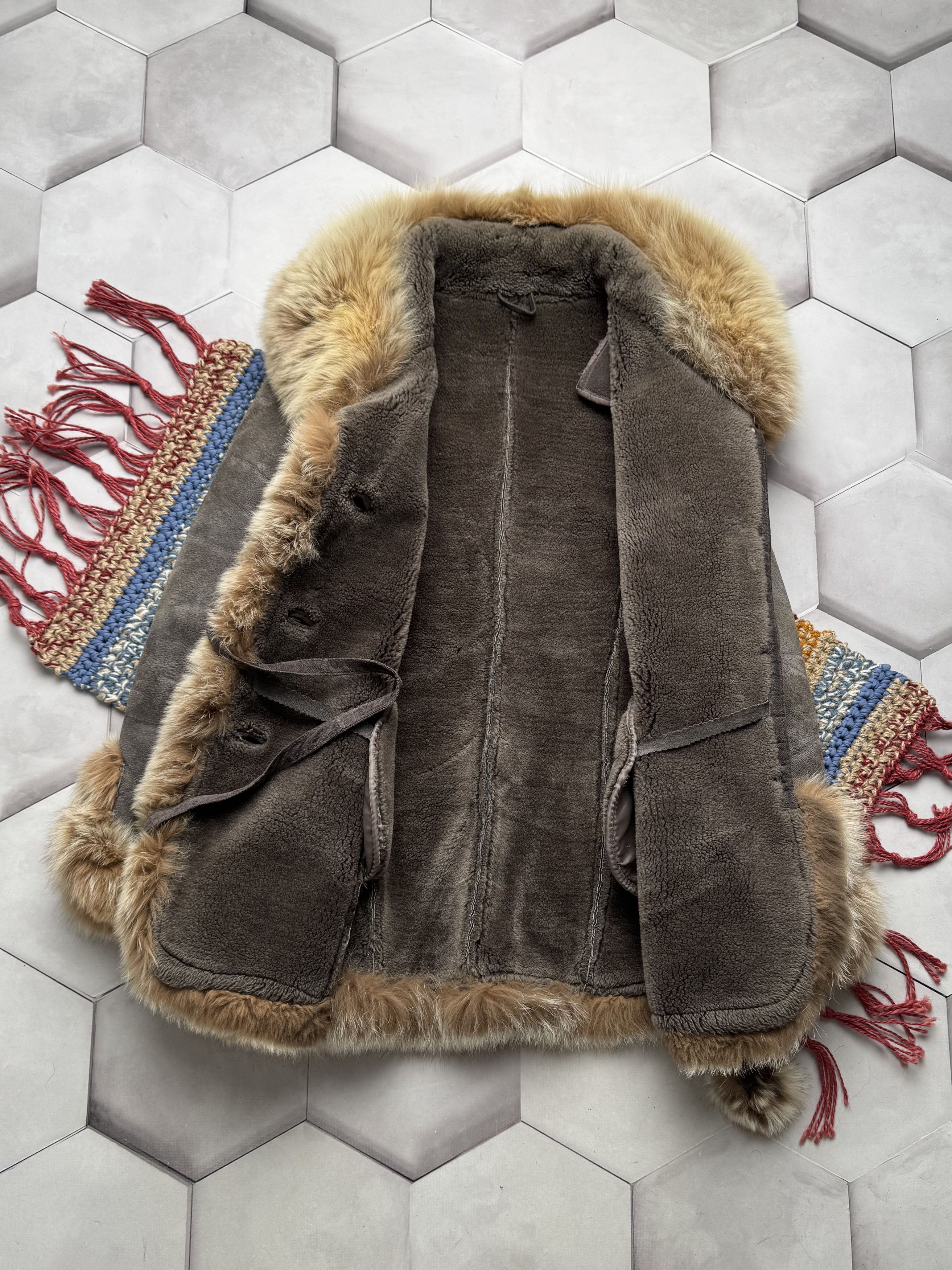 Japanese Brand Vintage Real Sheepskin Coat (E4) Size M / US 6-8 / IT 42-44 - 8 Thumbnail