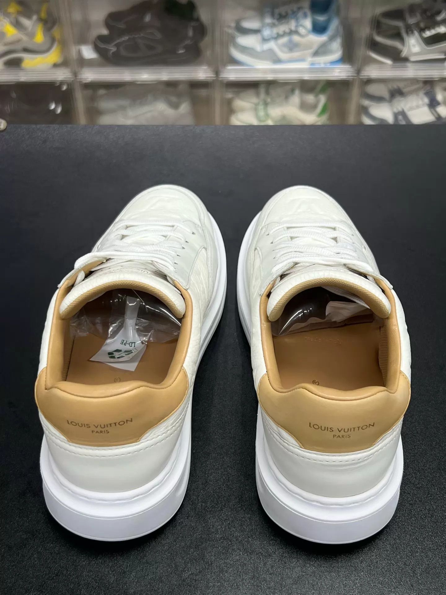 Louis Vuitton LV Beverly Hills Low-Top Sneaker White 39.5 1-9 Uses Size US 6.5 / EU 39-40 - 7 Thumbnail