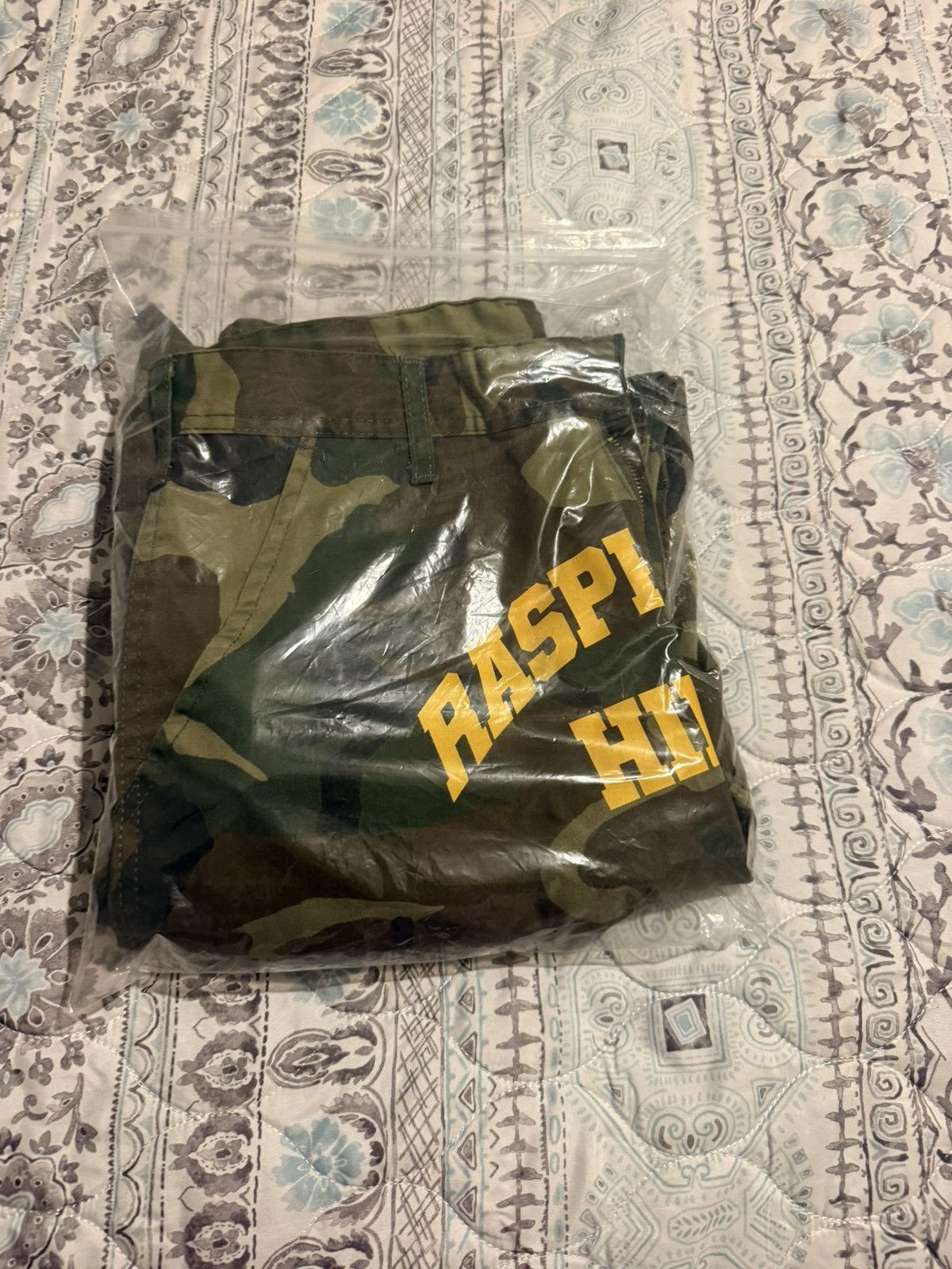 The GV Gallery Raspberry Hills Camo Pants Size US 30 / EU 46 - 4 Thumbnail