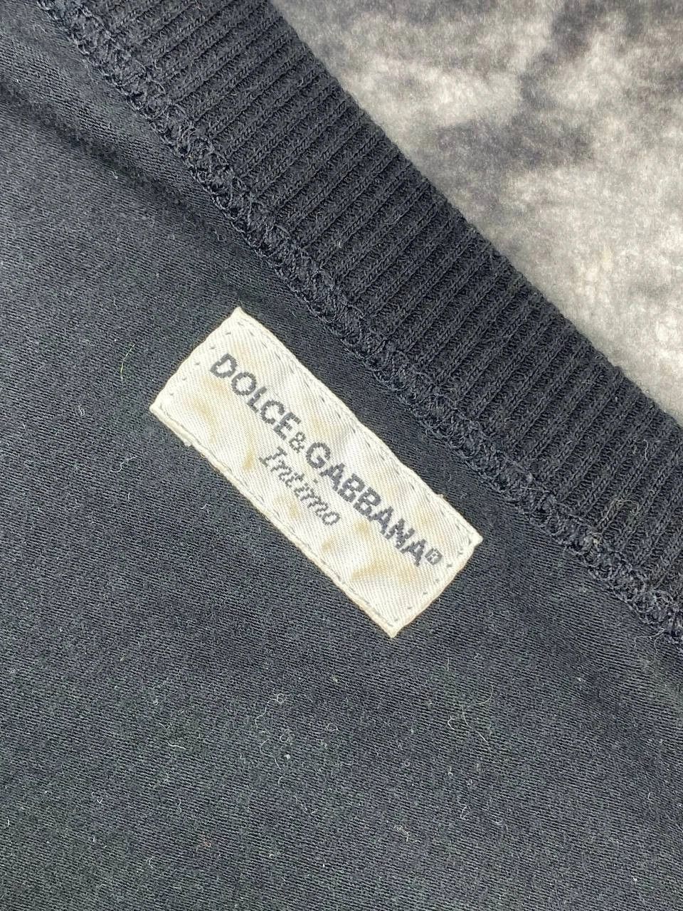 Dolce & Gabbana Vintage Dolce & Gabbana Athletic Long Sleeve T Shirt V-Neck Size US XL / EU 56 / 4 - 7 Thumbnail