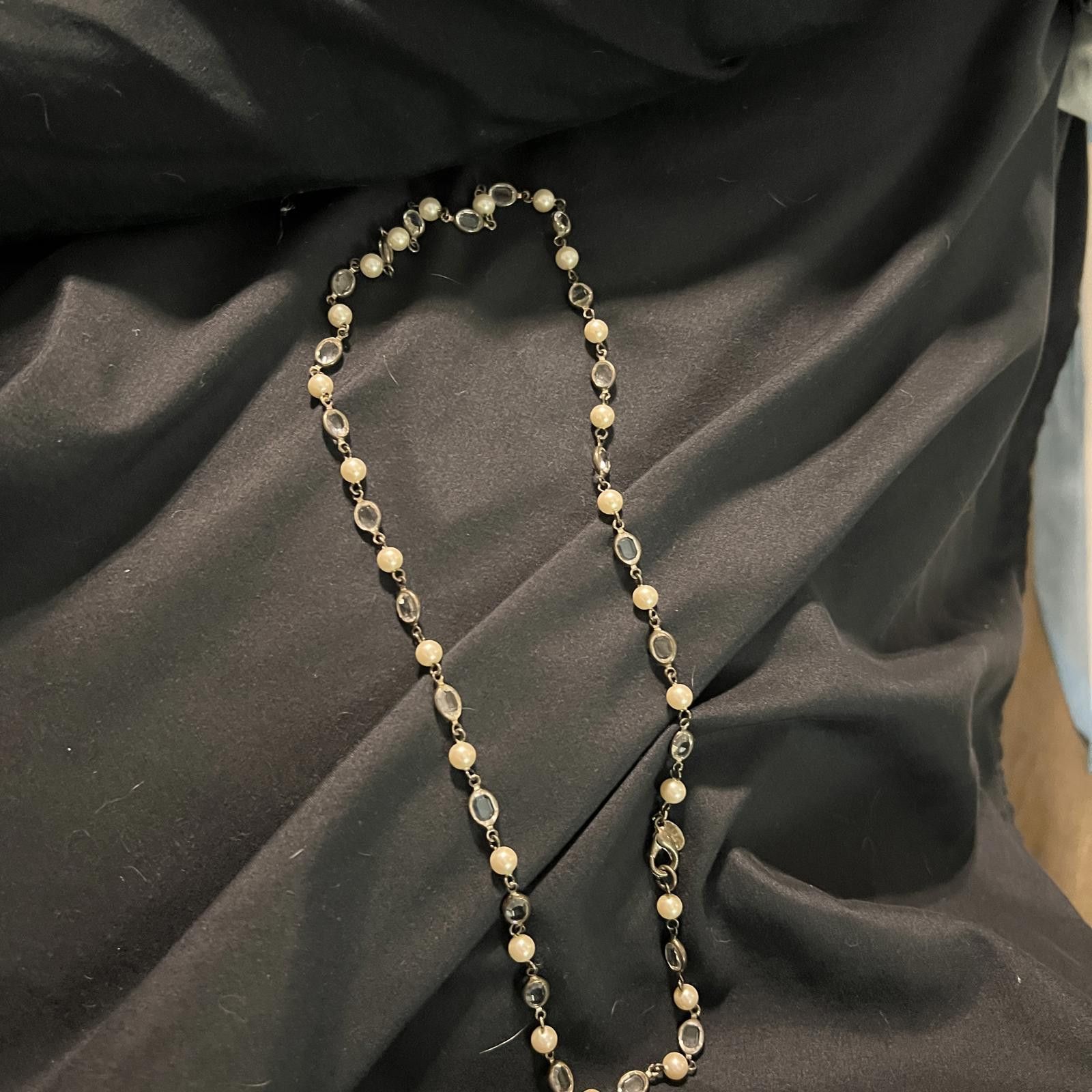 Unknown London Delicate Beaded Necklace with Clear and Pearl-like Beads Size ONE SIZE - 1 Preview