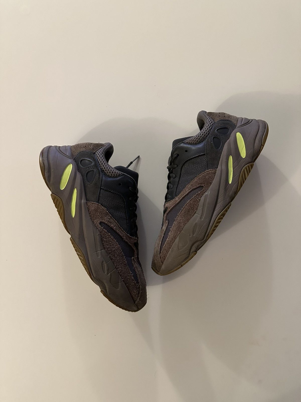 Yeezy 700 Mauve | Grailed