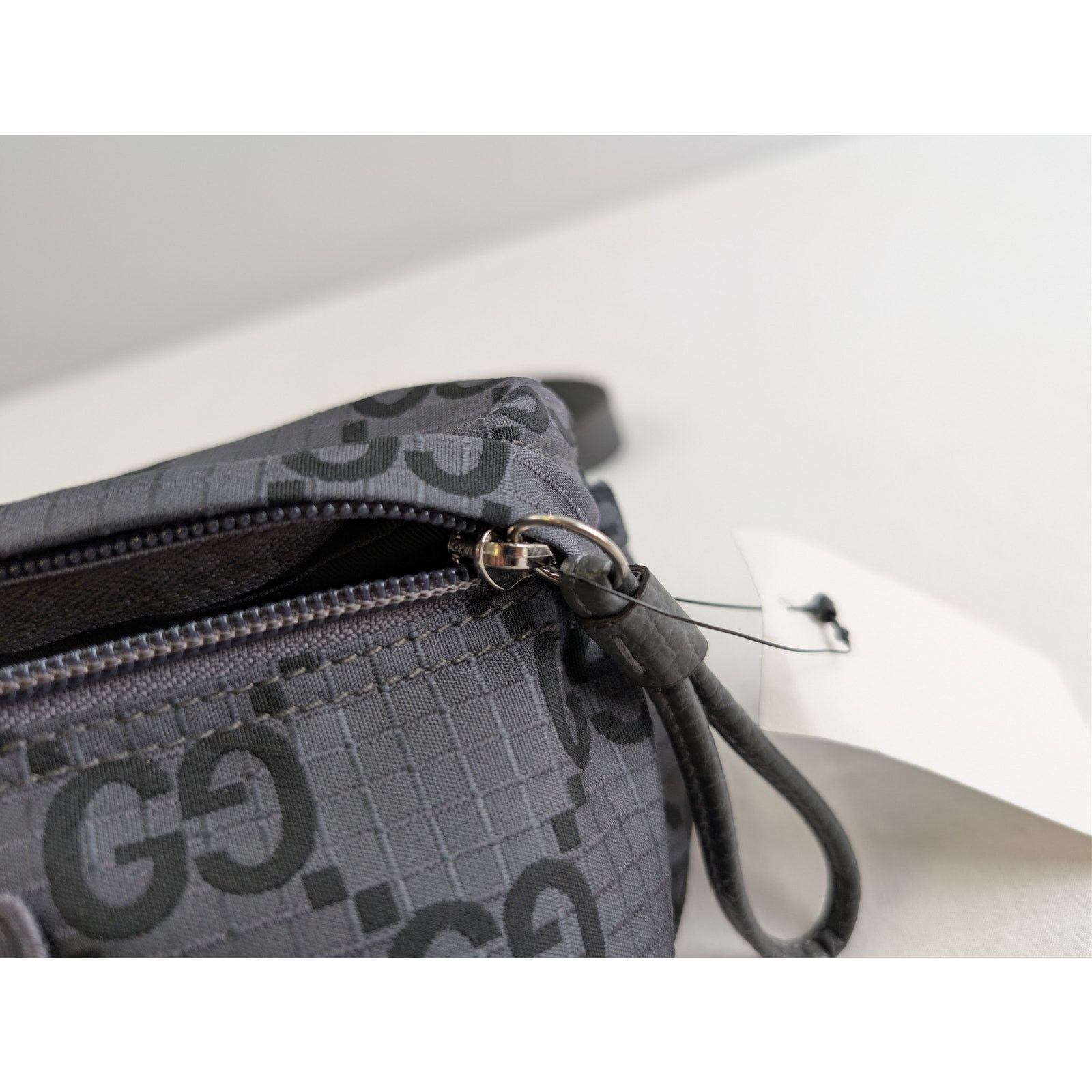 Gucci o1rshd1 Size: 95 / Belt Bag GG in Grey Size ONE SIZE - 10 Thumbnail