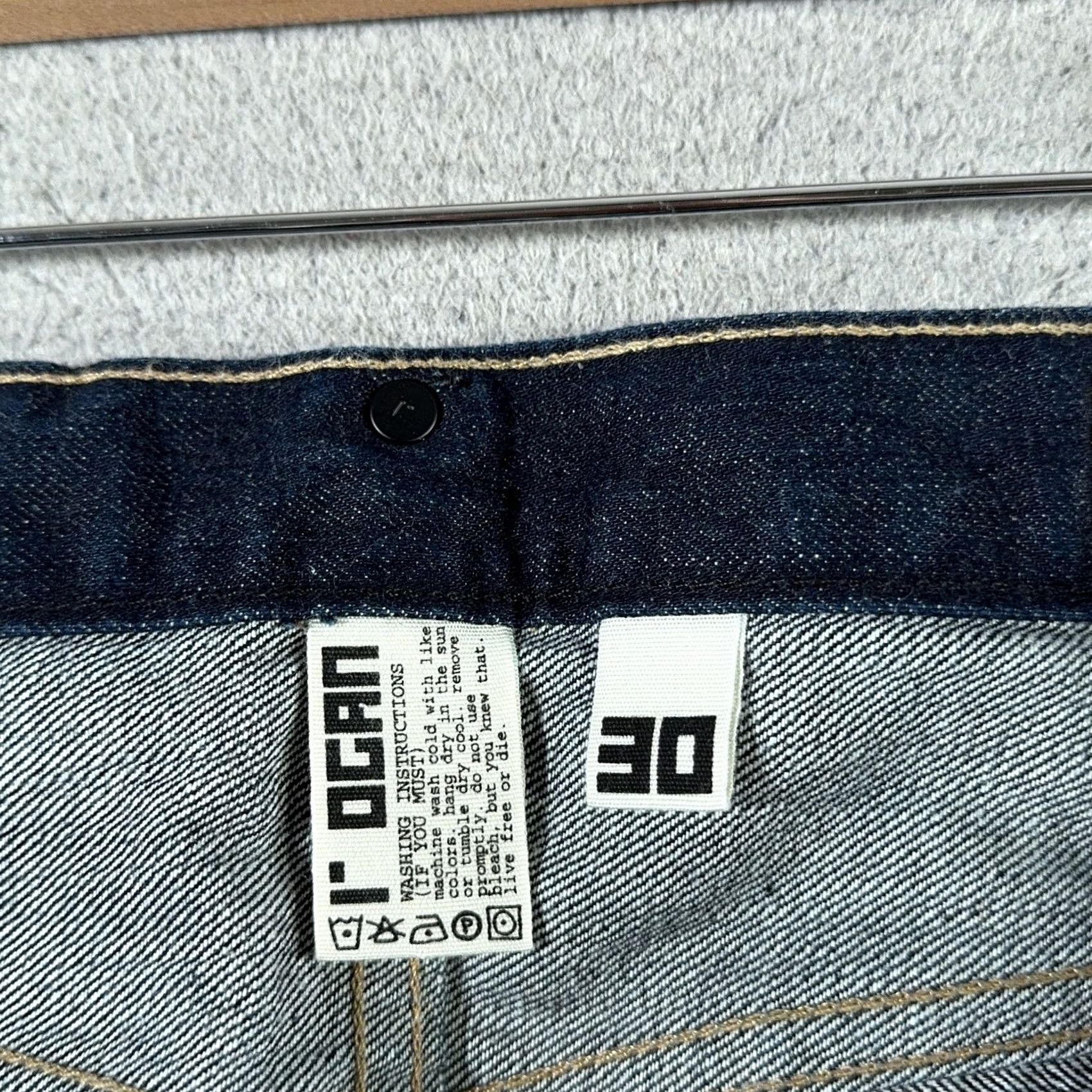 Denime Rogan Puck Jeans Mens 30x32 Blue Denim Selvedge USA Made Classic Fit Narrow Leg Straight Ins 100% Cotton Button Zip Pockets Size US 30 / EU 46 - 5 Thumbnail