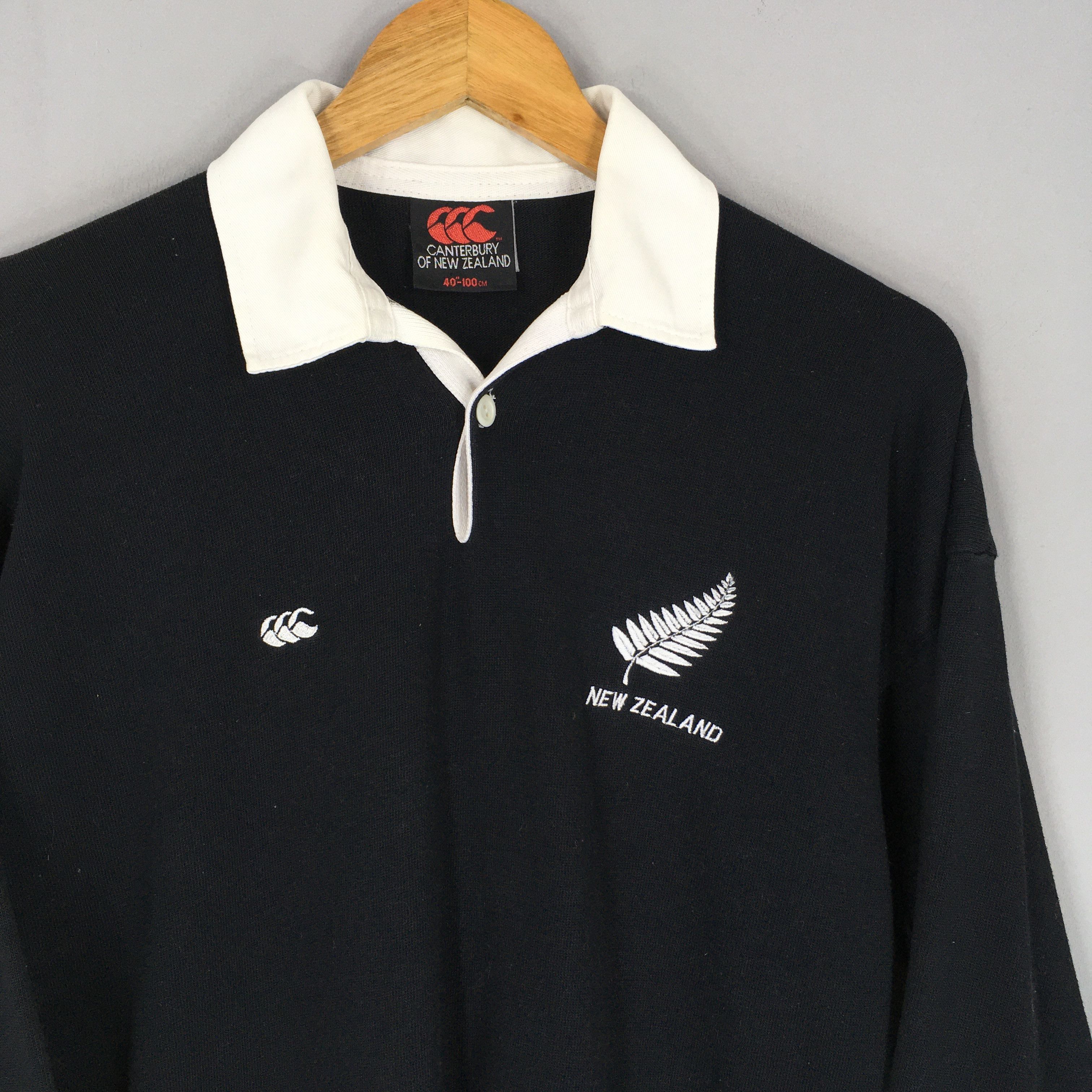 Canterbury of New Zealand Vintage Canterbury New Zealand All Blacks Rugby Shirt Medium Size US M / EU 48-50 / 2 - 2 Thumbnail
