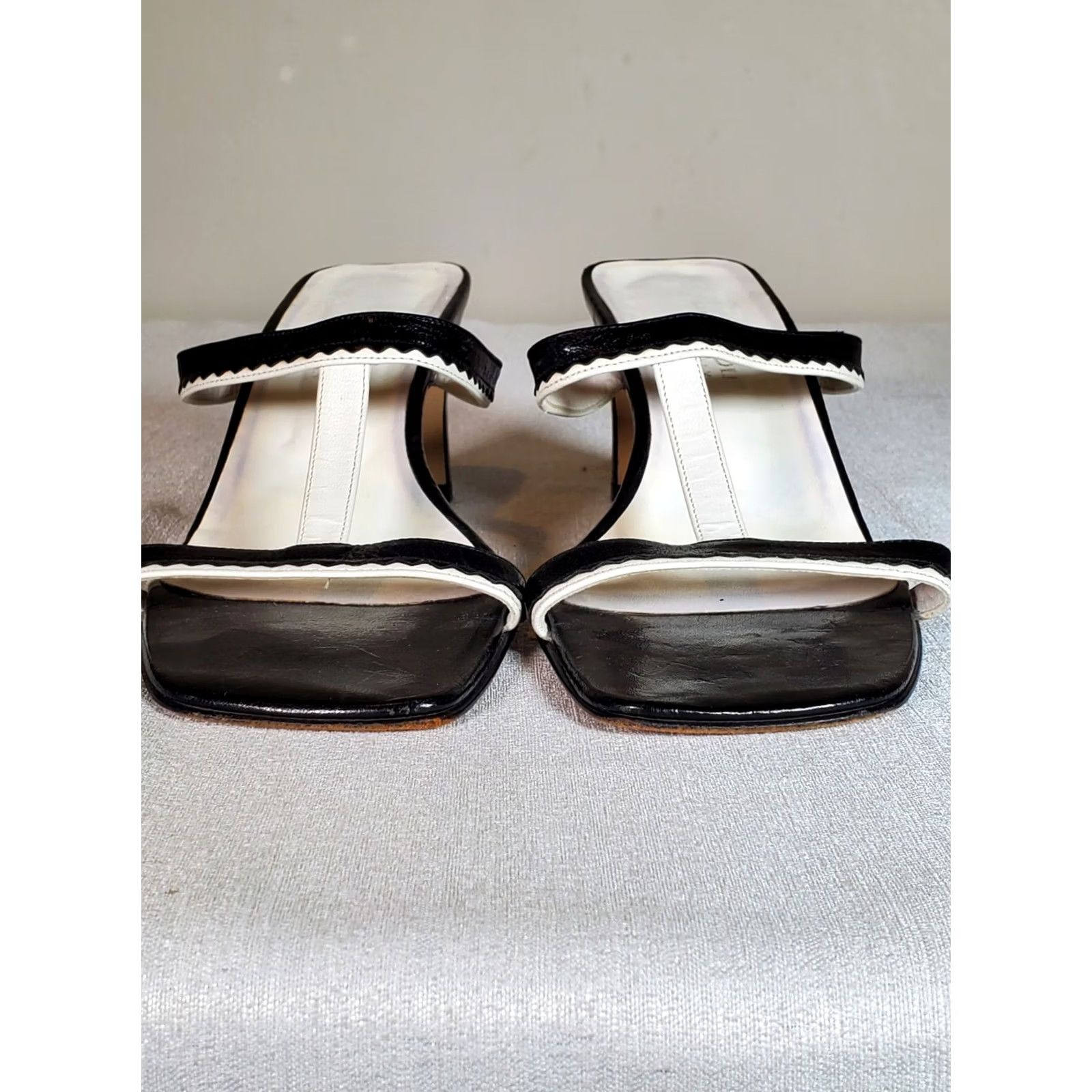 Vintage Mila Paoli Sandal Women Slide Sawtooth Pattern Black White Leather Block Heel 9.5 M Size US 10 / IT 40 - 4 Thumbnail