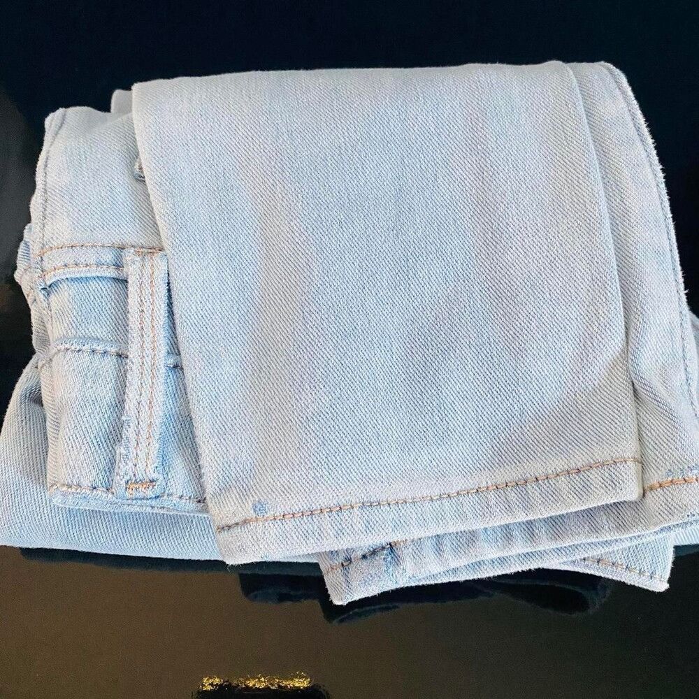 Old Navy Old Navy Rockstar 247 Light wash 30" waist Size 30" / US 8 / IT 44 - 5 Thumbnail