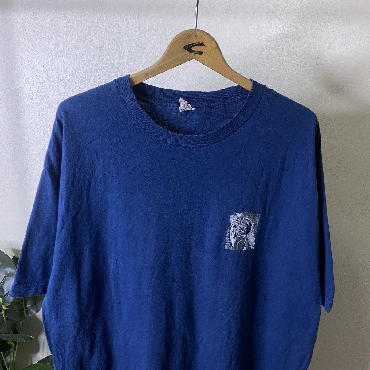 Vintage Vintage Y2K Surf T Shirt Surfing Style Size US XL / EU 56 / 4 - 7 Thumbnail