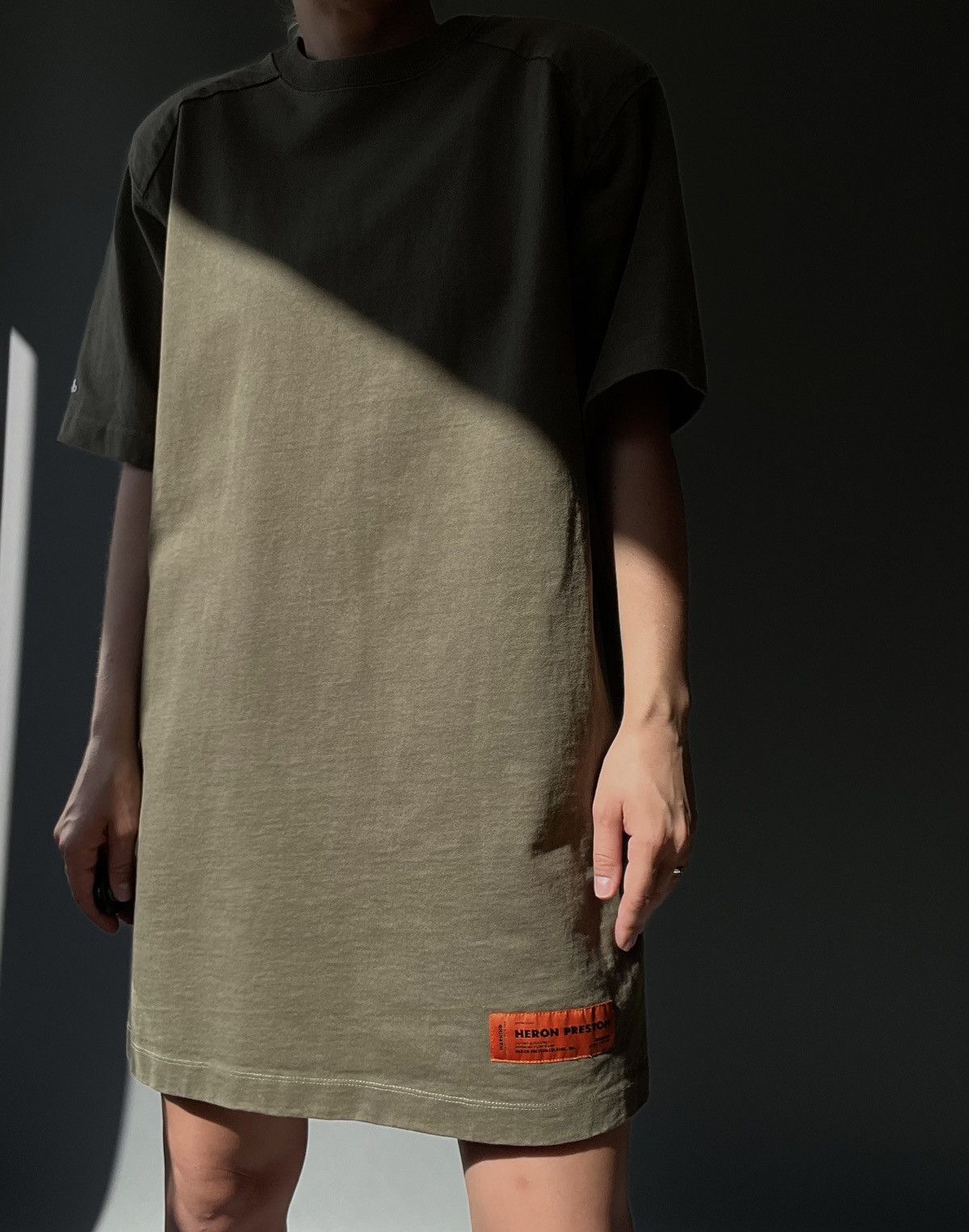 Designer × Heron Preston Heron Preston T-Shirt Dress Size XS / US 0-2 / IT 36-38 - 2 Thumbnail