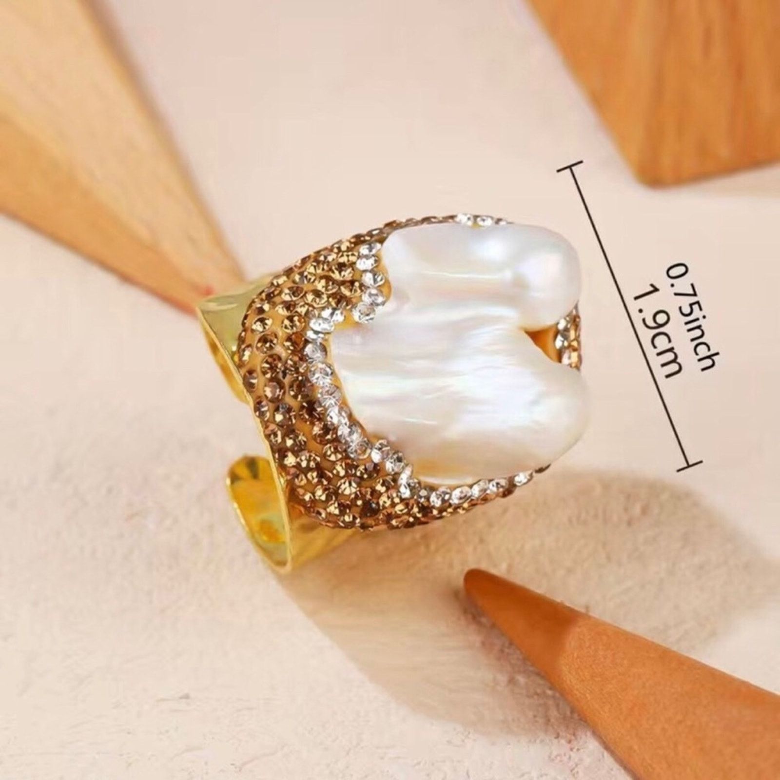 Jewelry Ladies genuine baroque fresh water pearl gold band ring NIB Size ONE SIZE - 9 Thumbnail