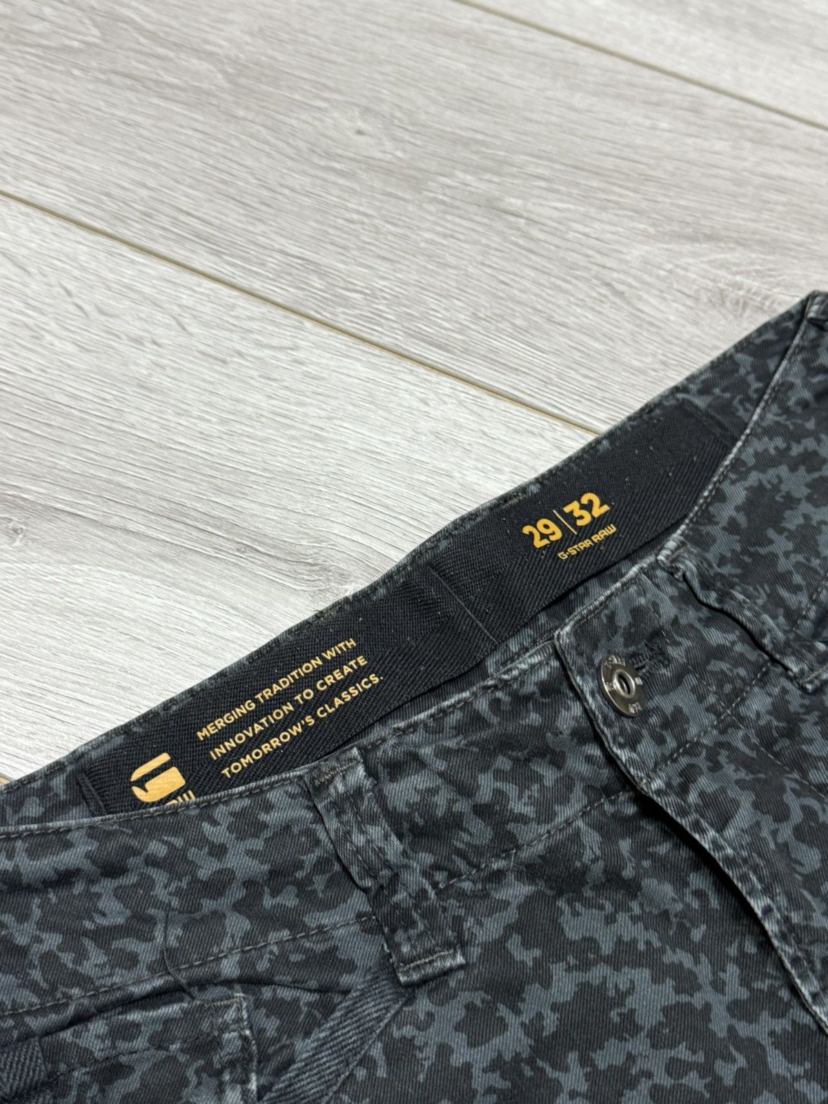 G-Star G star Pharrell Williams camo leopard denim pants jeans Size US 29 - 2 Thumbnail