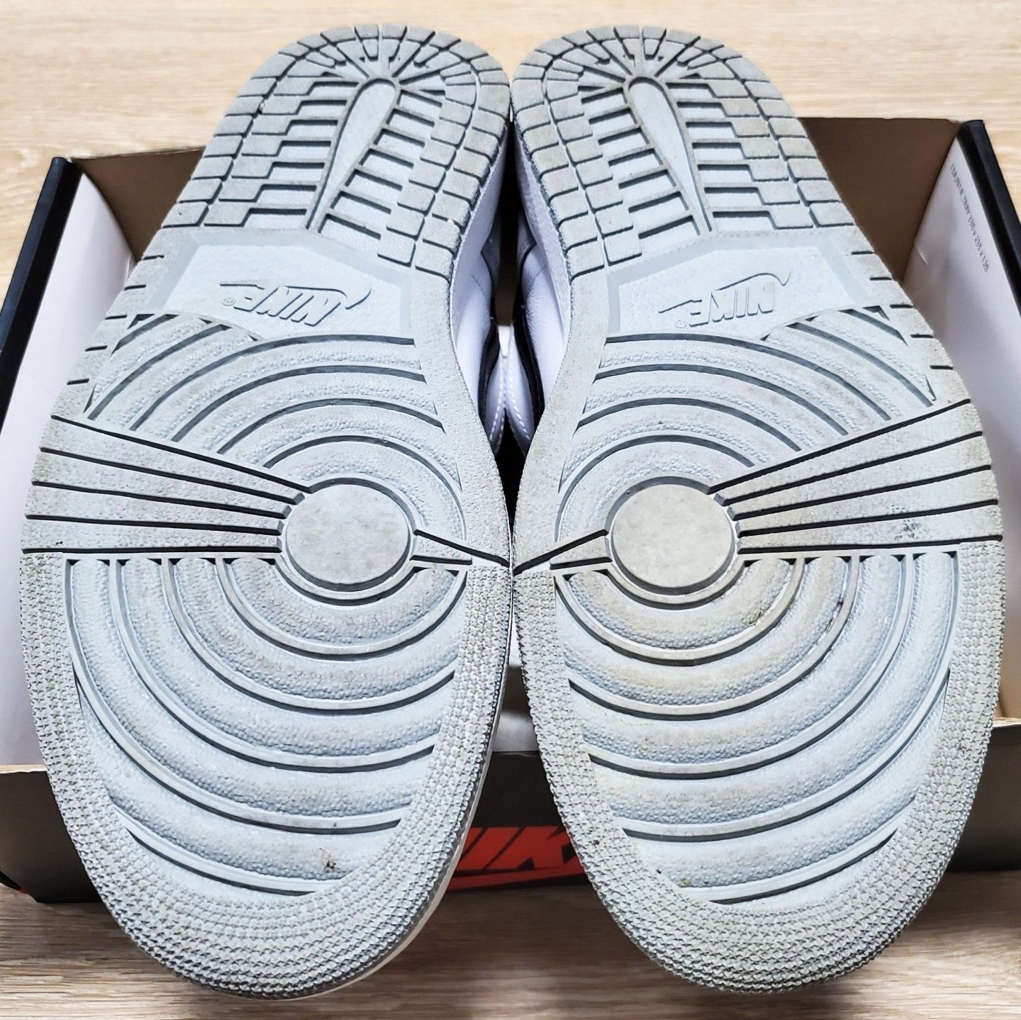 Jordan Brand × Nike Nike Air Jordan 1 Retro OG High Barons 2014 OG ALL Size US 12 / EU 45 - 6 Thumbnail