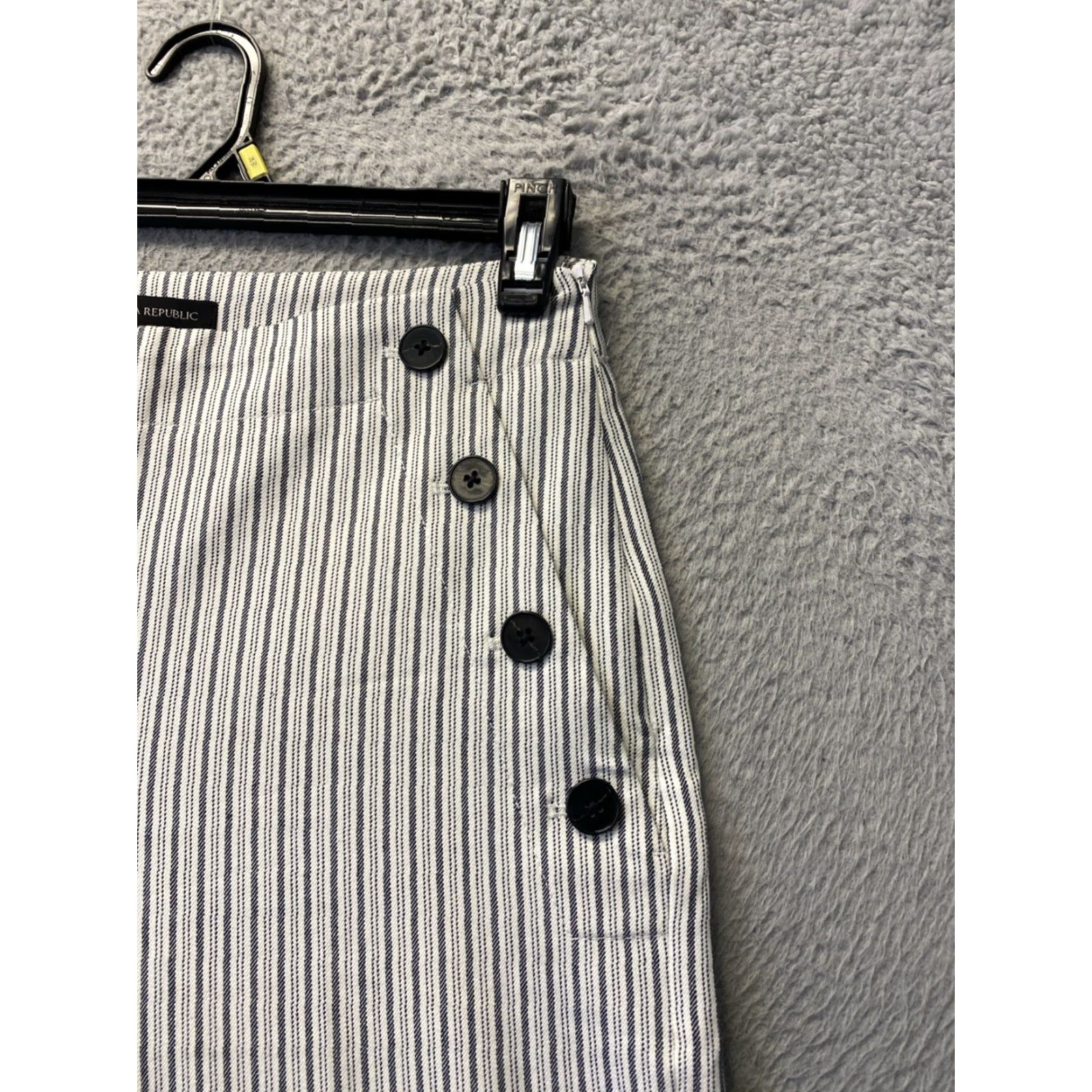 Banana Republic Banana Republic Pants Women Size 4 White Wide-Leg Ankle 26 Inseam Casual Flat Front Button Pull On Reg Womens Size 27" / US 4 / IT 40 - 3 Thumbnail