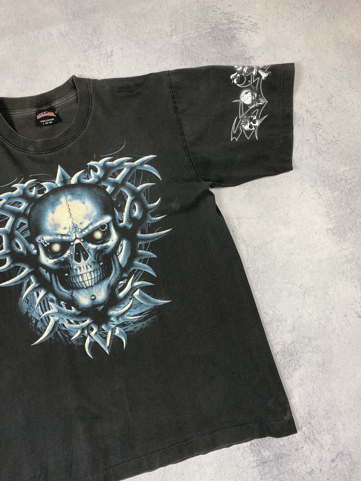 Vintage Vintage Rock y2k Skull Tatty Ed Hardy Style Faded Tee Size US L / EU 52-54 / 3 - 4 Thumbnail