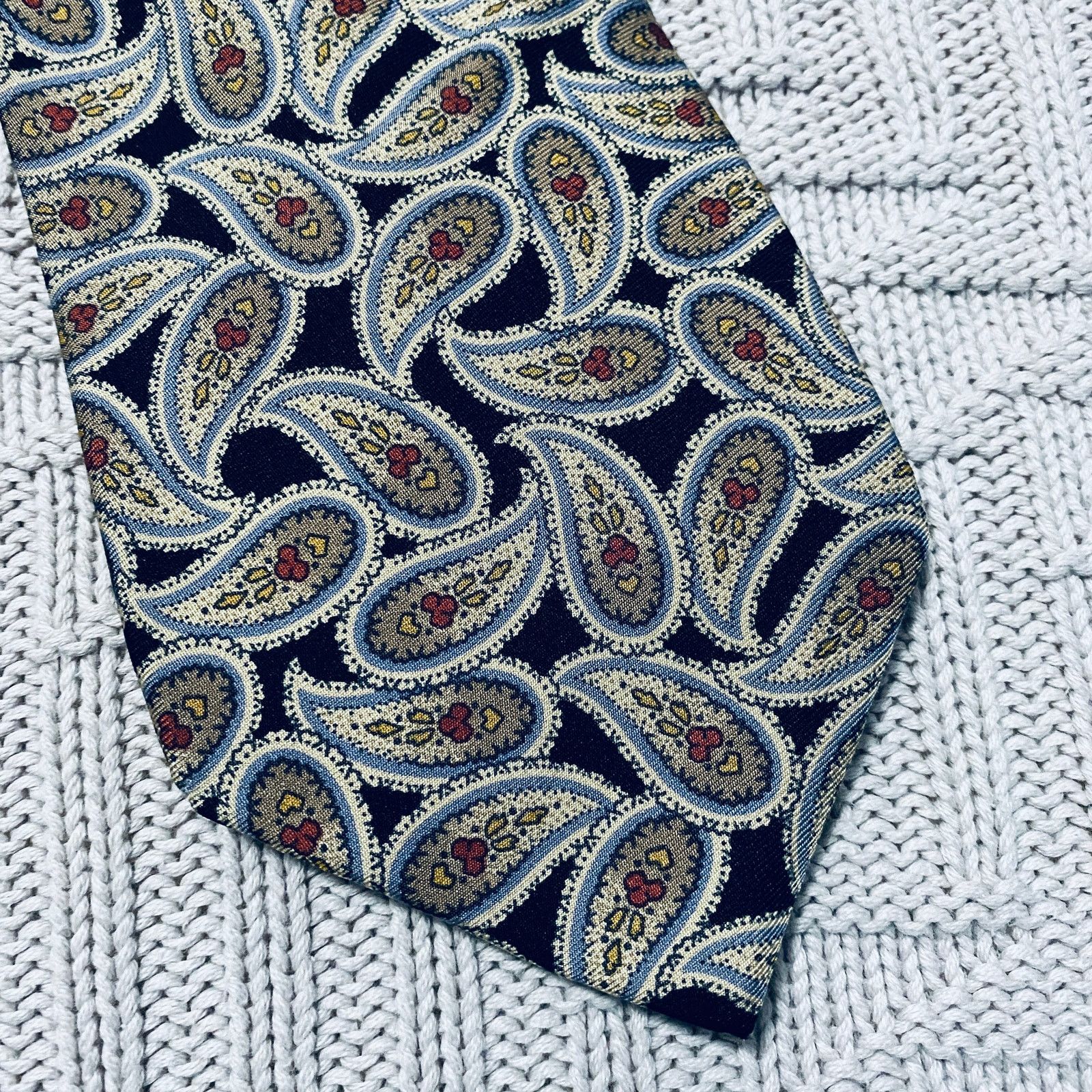 Saks Fifth Avenue Saks Fifth Ave black paisley silk tie Size ONE SIZE - 2 Thumbnail