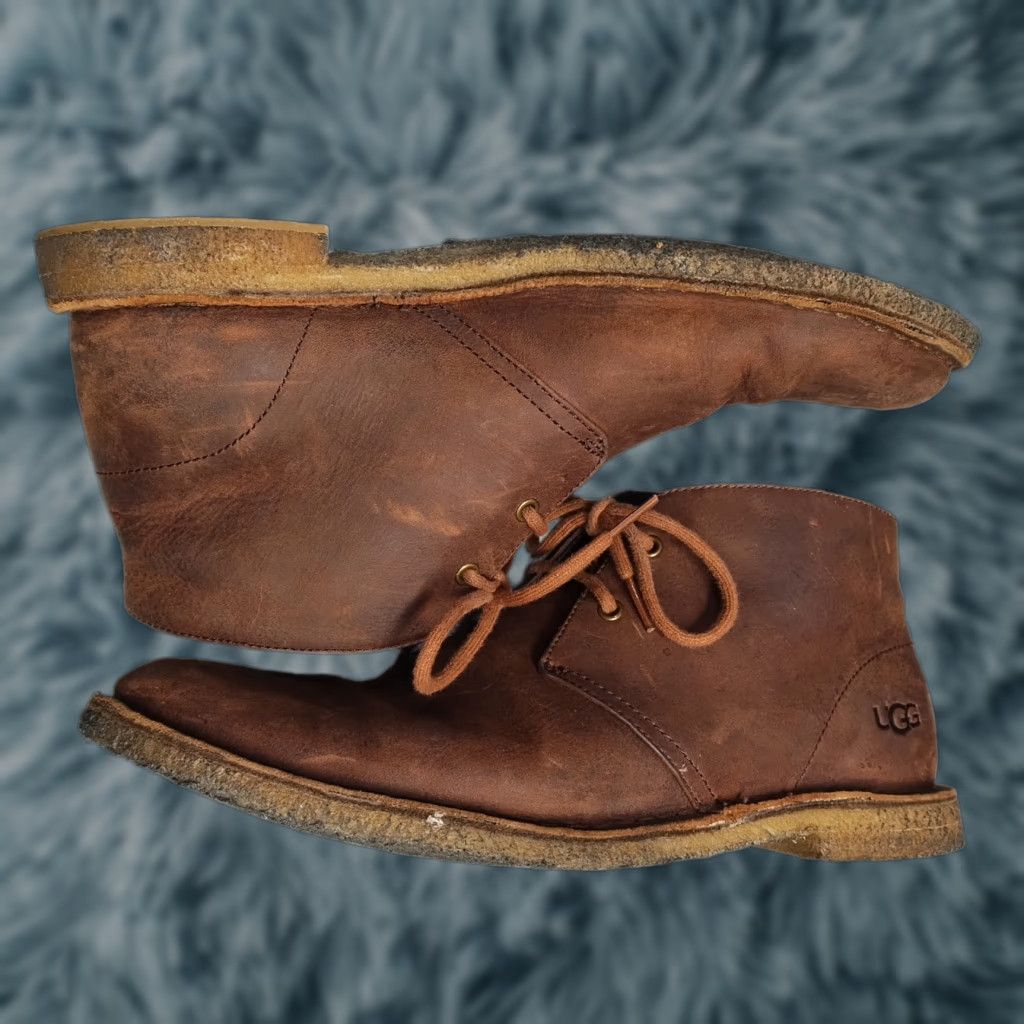 Ugg UGG Groveland Chukka Boots Mens Size 9.5 Brown Leather Cozy Lace Up 1105529 Size US 10 / EU 43 - 1 Thumbnail