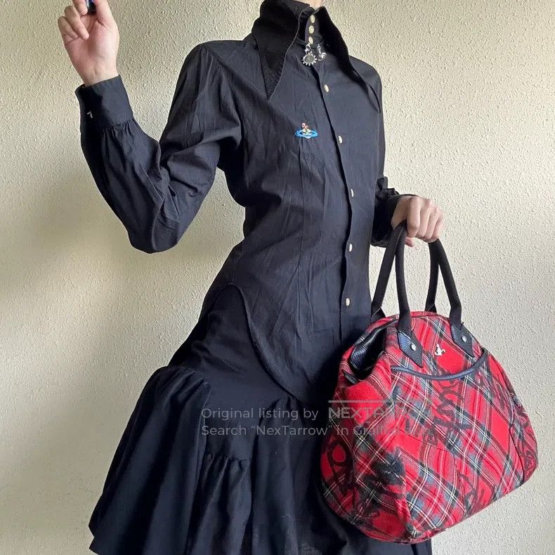 Vivienne Westwood Vivienne Westwood Large pointed collar shirt Size XS / US 0-2 / IT 36-38 - 1 Thumbnail